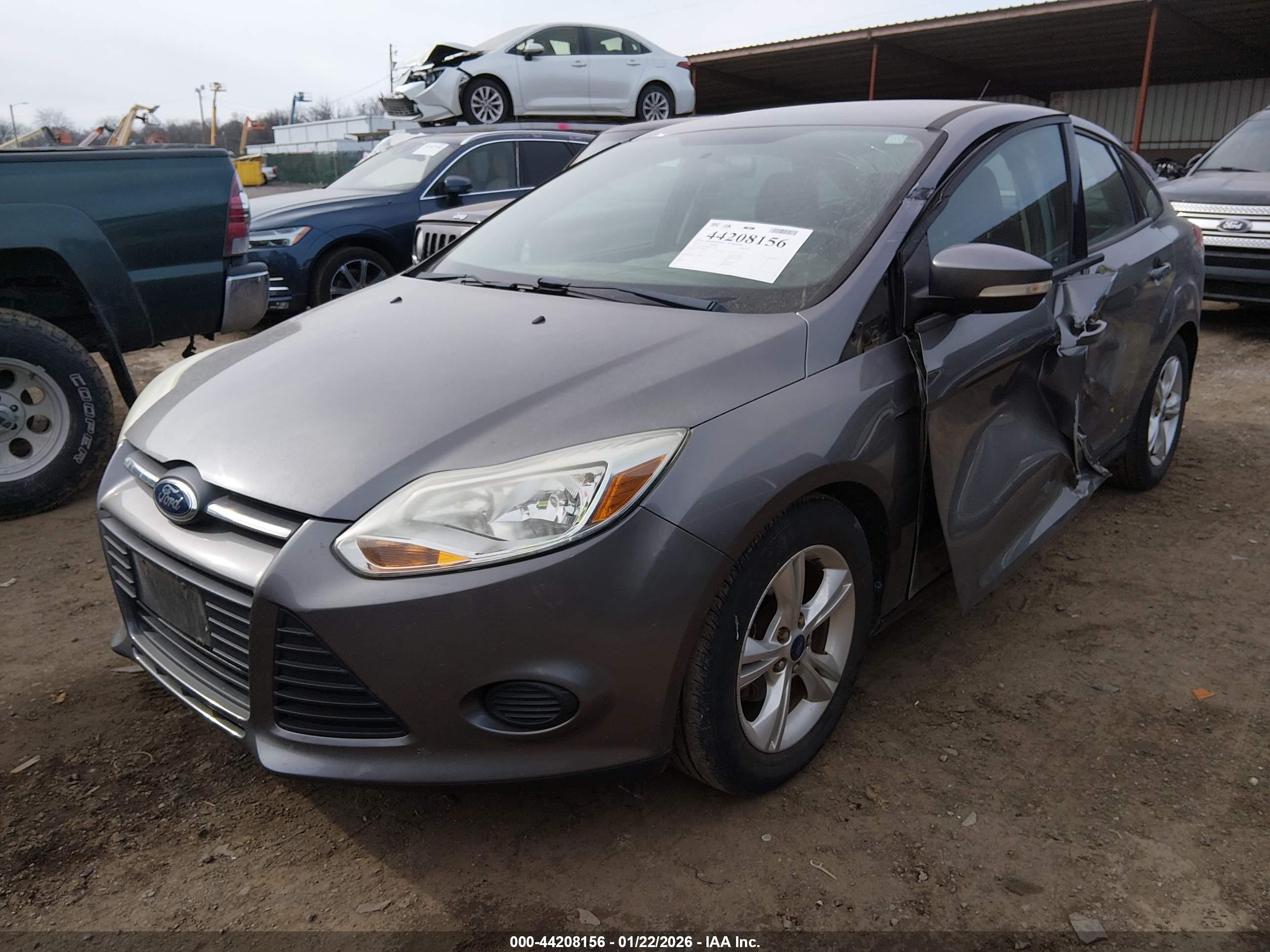 FORD FOCUS image 2