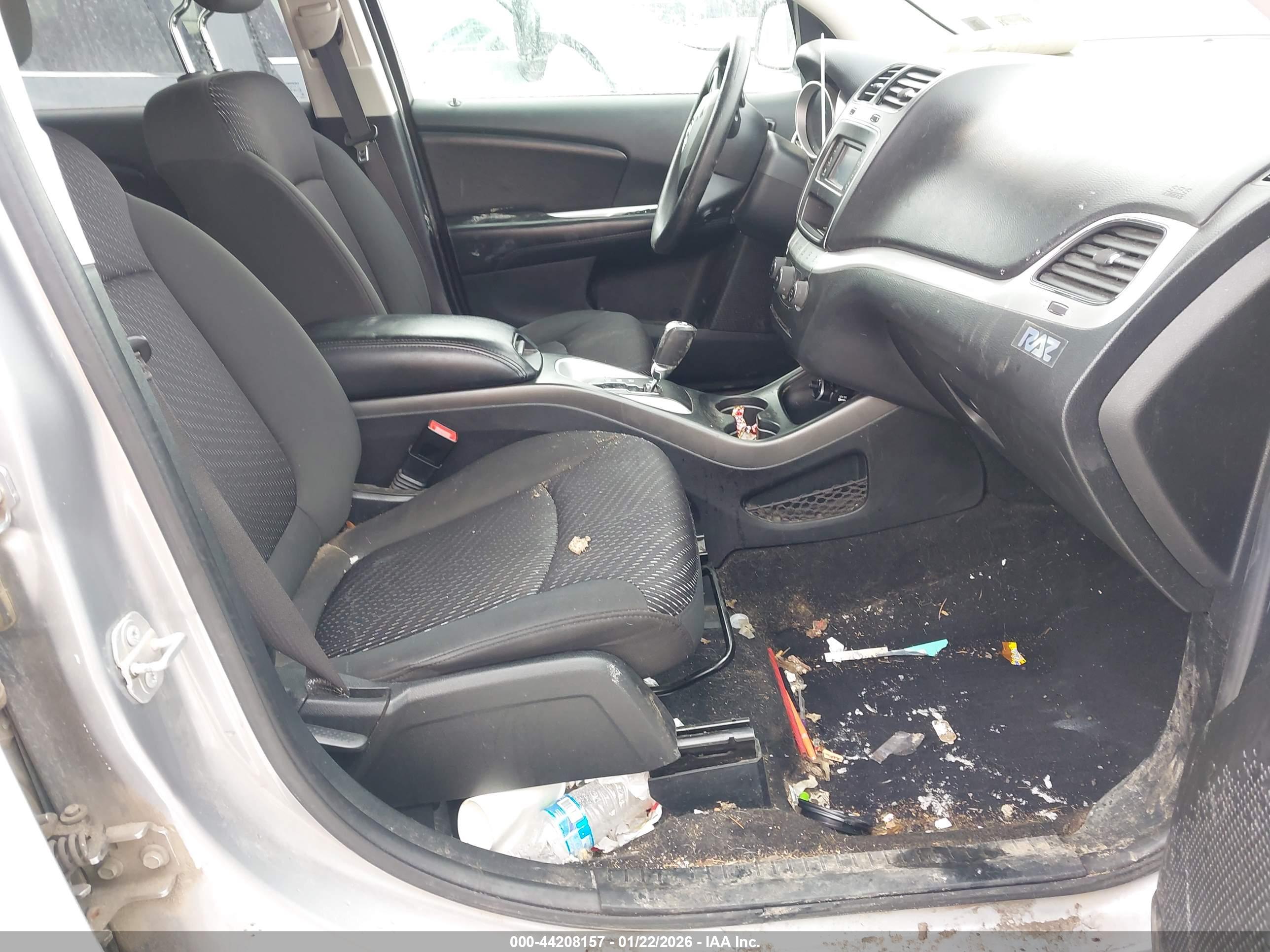DODGE JOURNEY image 5