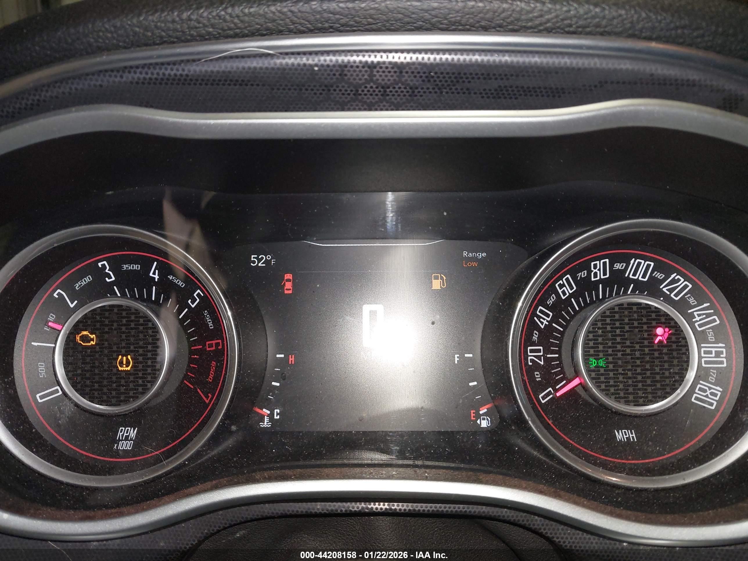 DODGE CHALLENGER image 7