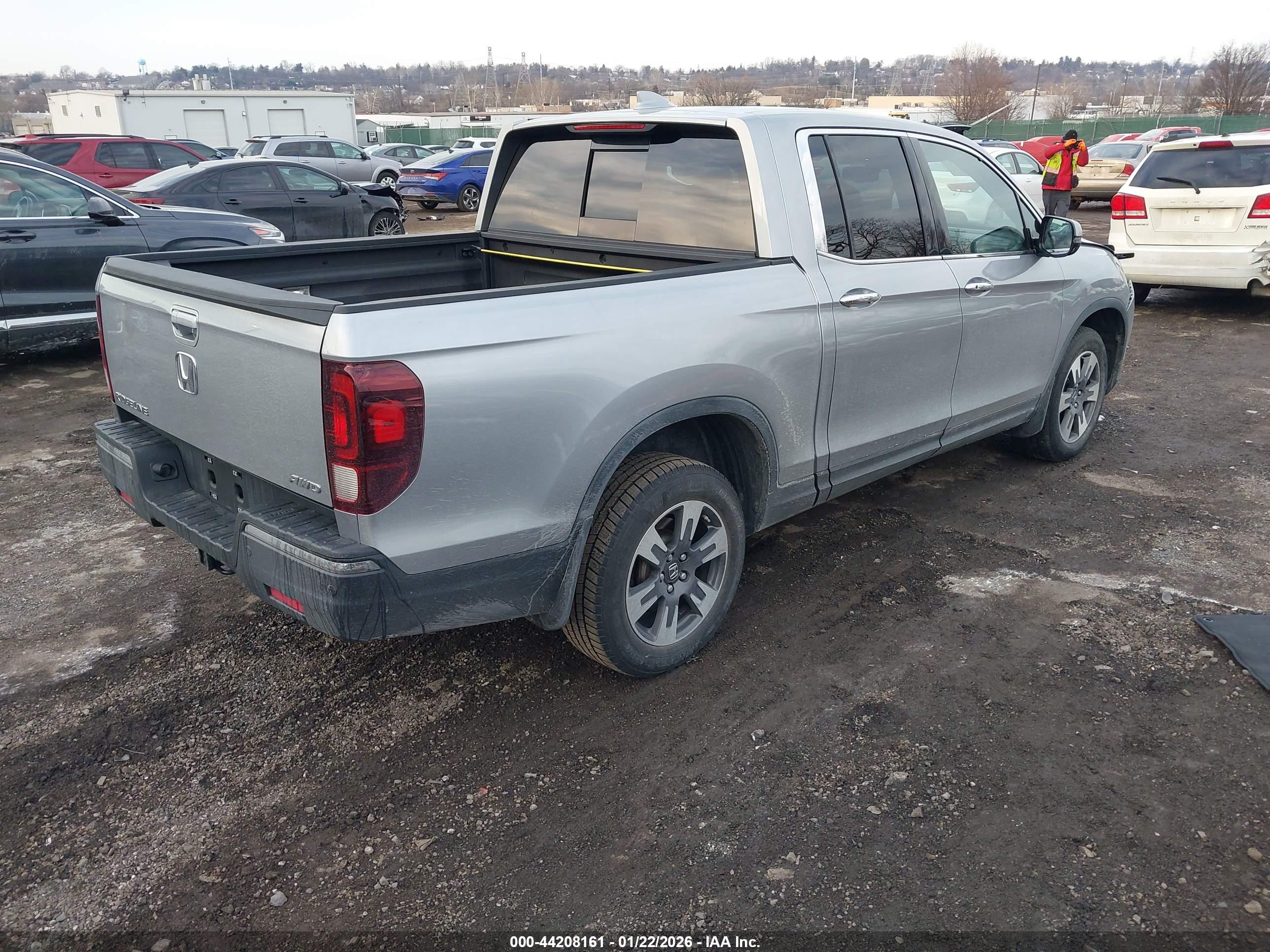 HONDA RIDGELINE image 4
