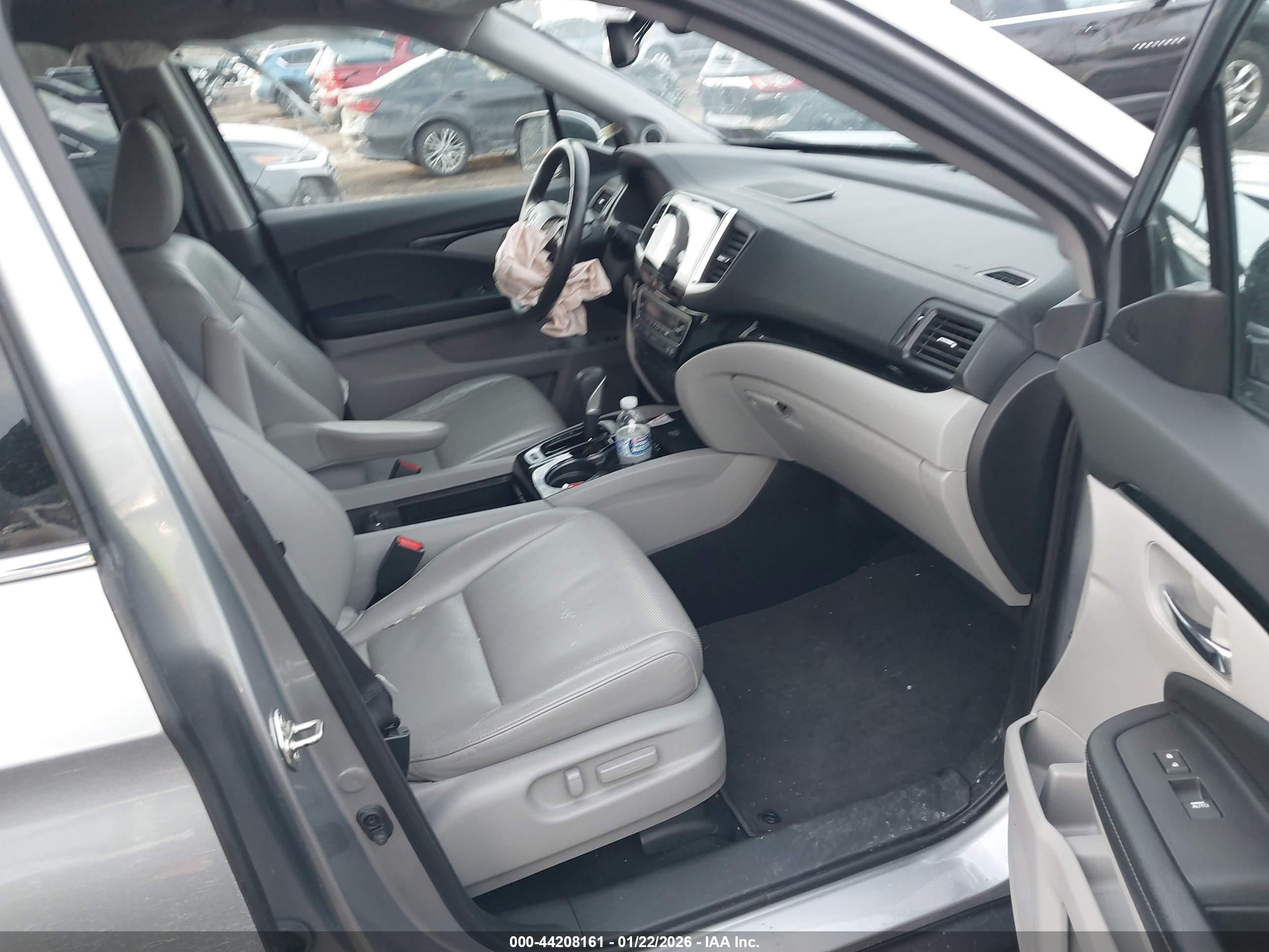 HONDA RIDGELINE image 5