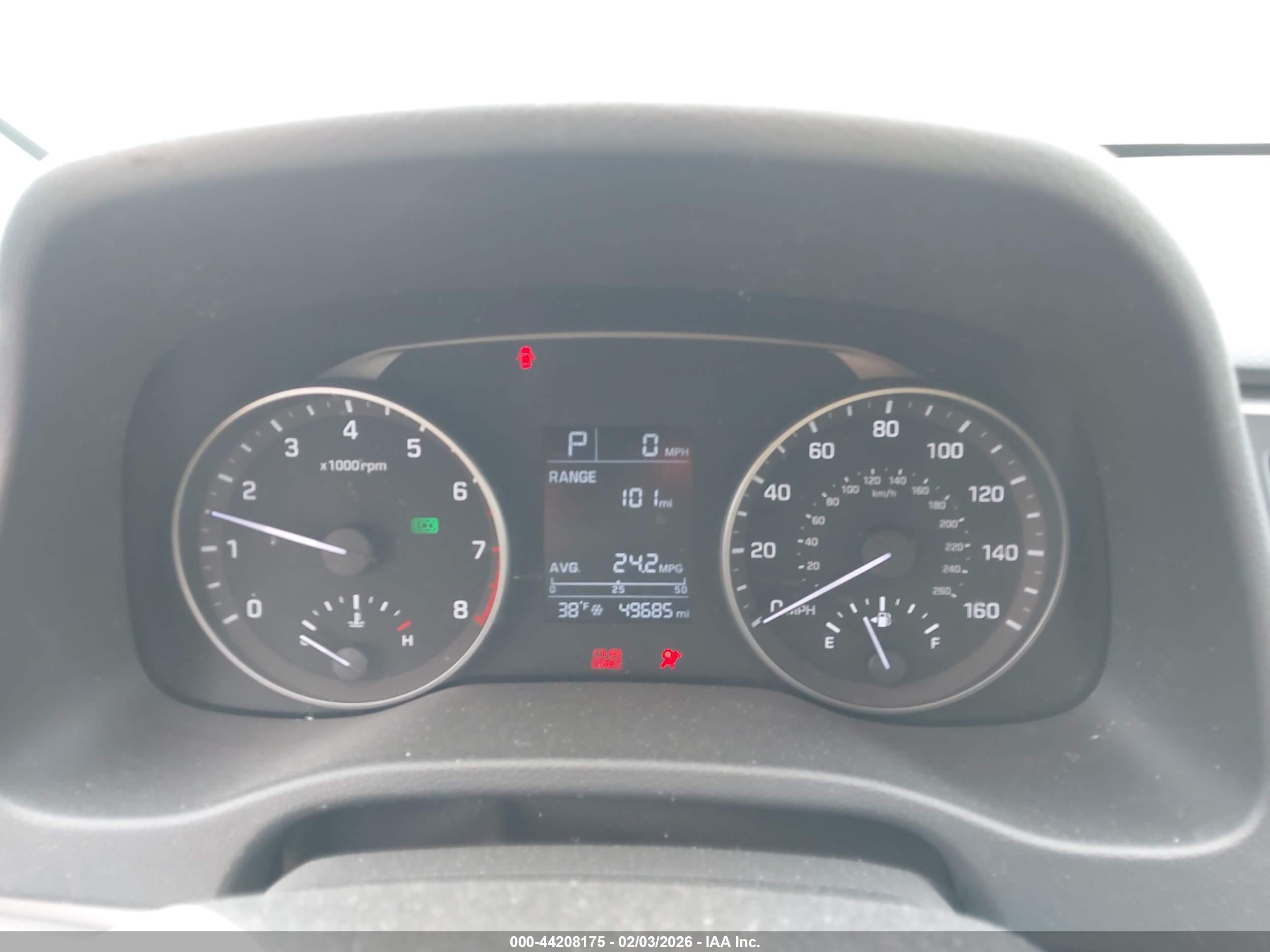 HYUNDAI ELANTRA image 7