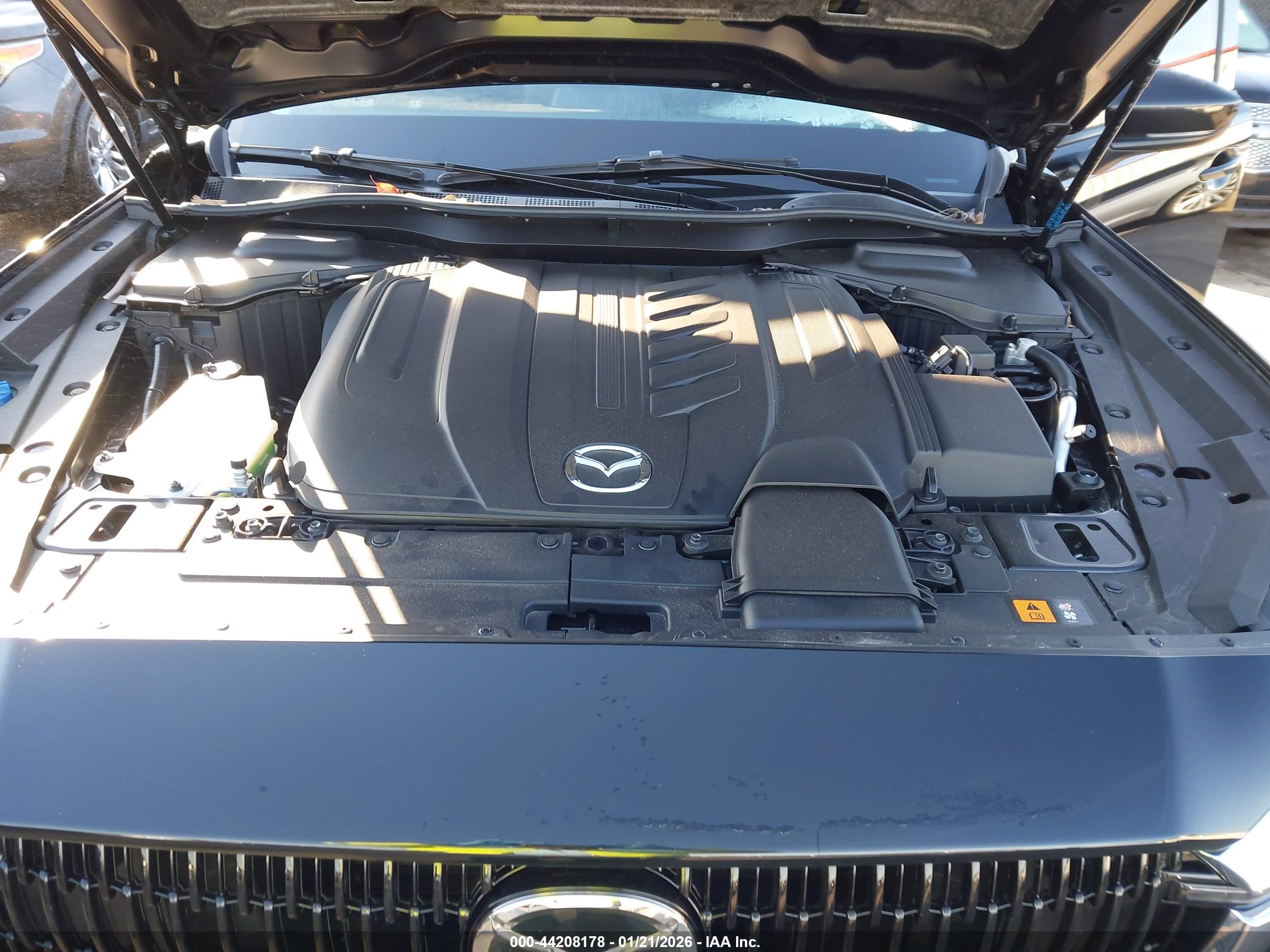 MAZDA CX-90 image 10