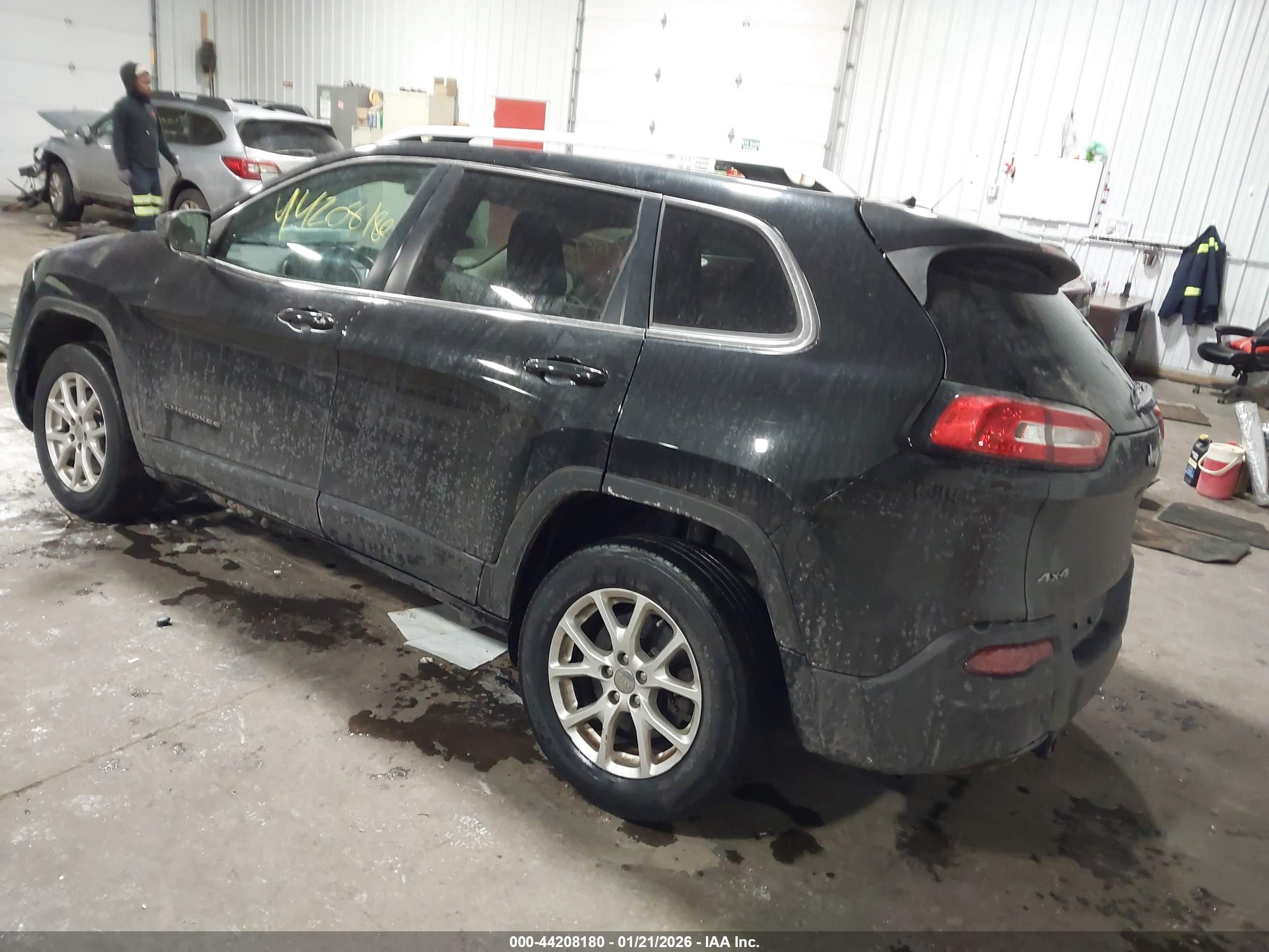 JEEP CHEROKEE image 3