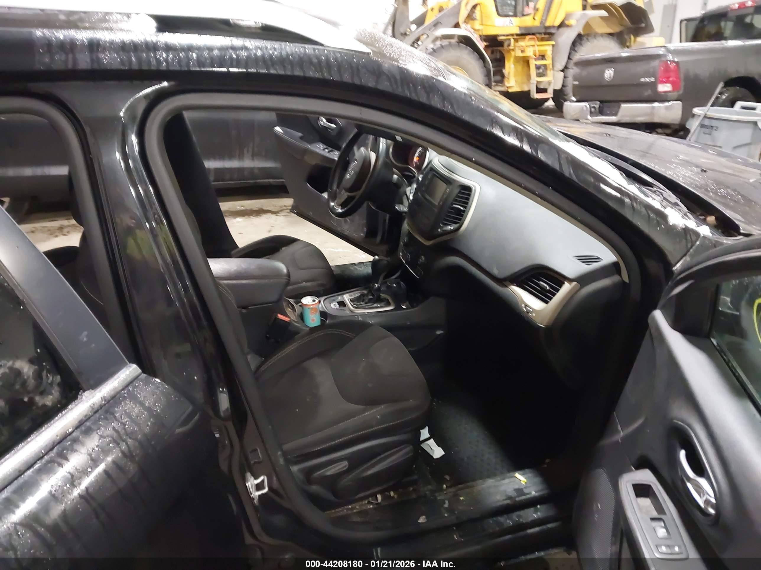 JEEP CHEROKEE image 5