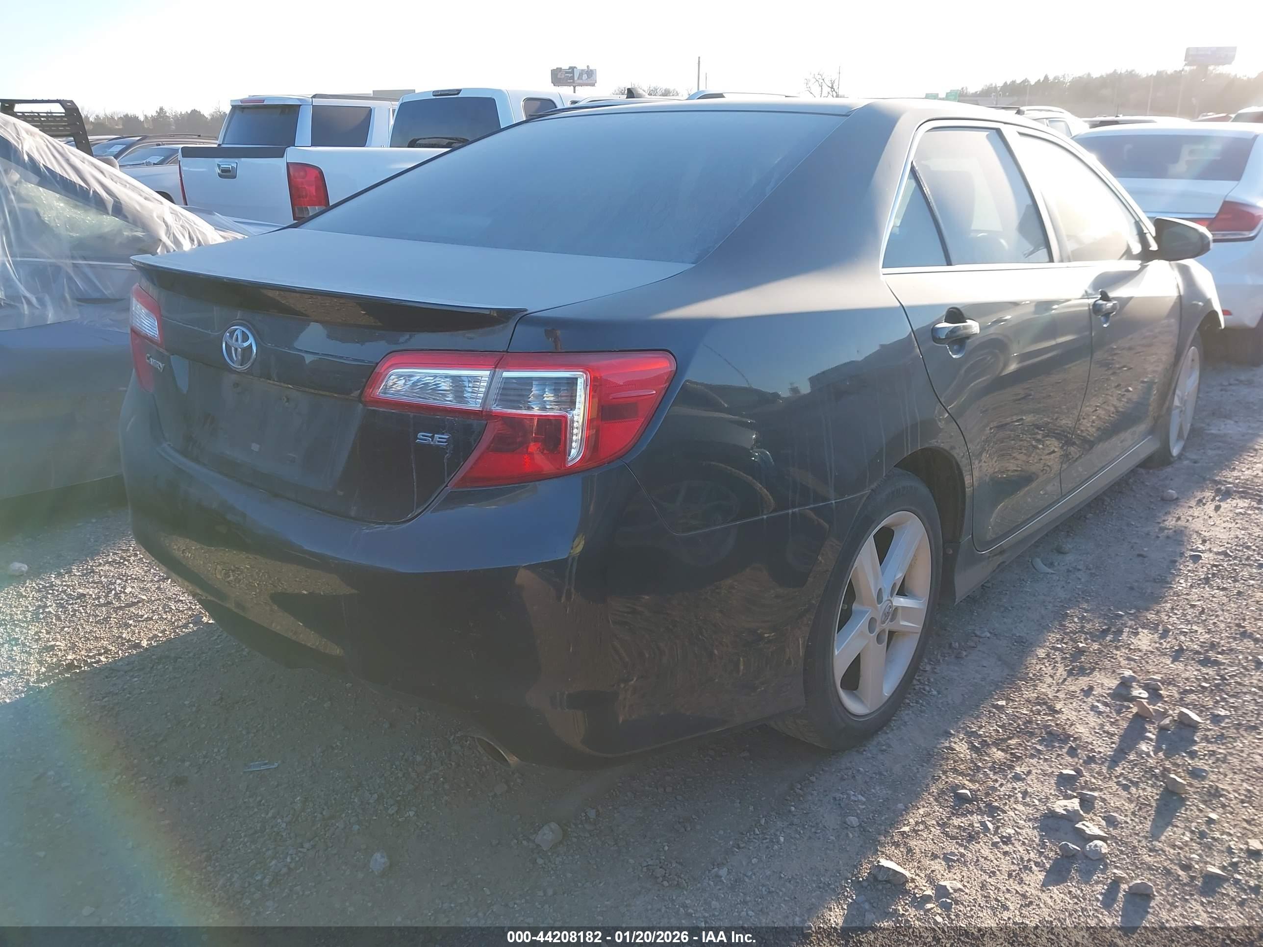 TOYOTA CAMRY image 4