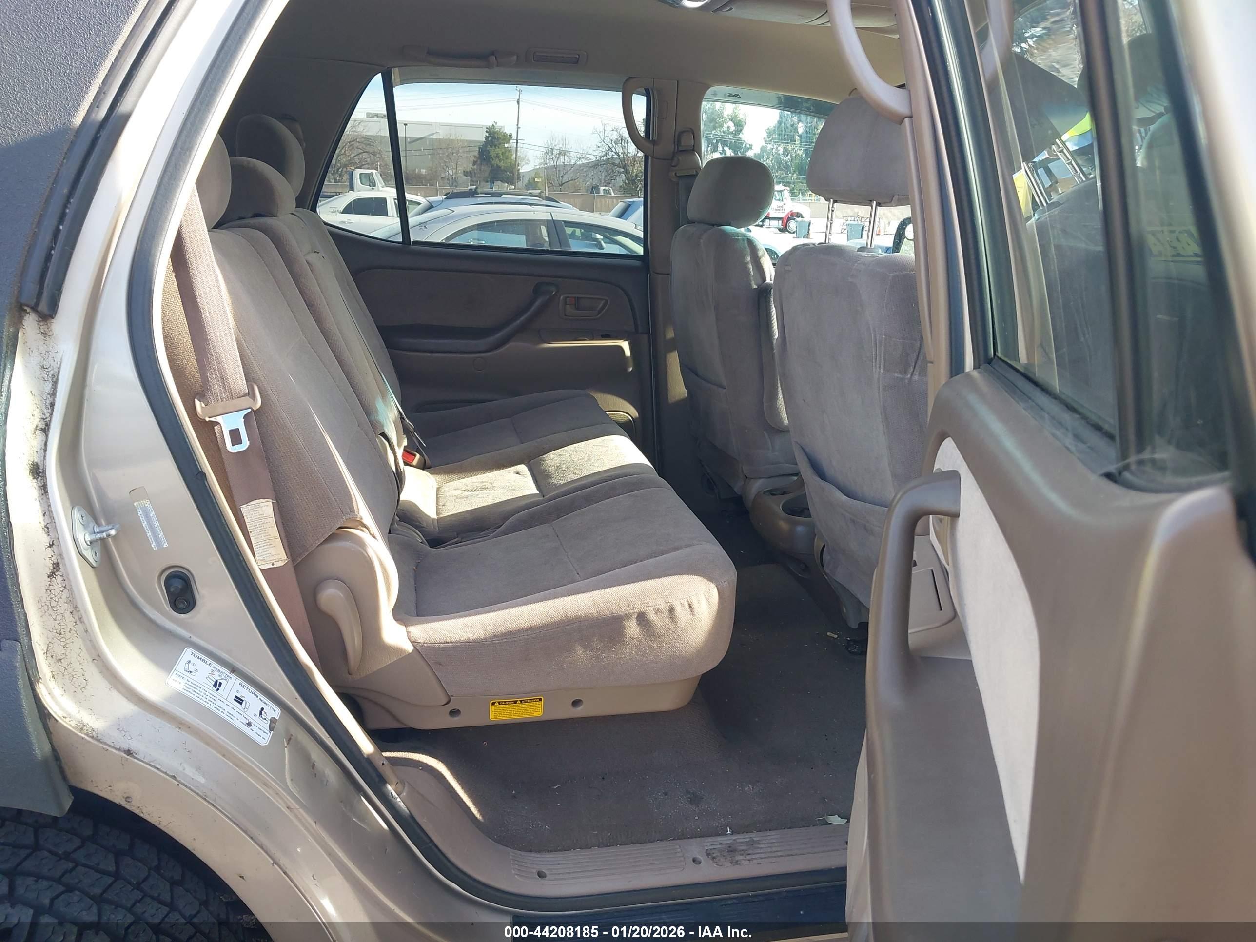TOYOTA SEQUOIA image 8