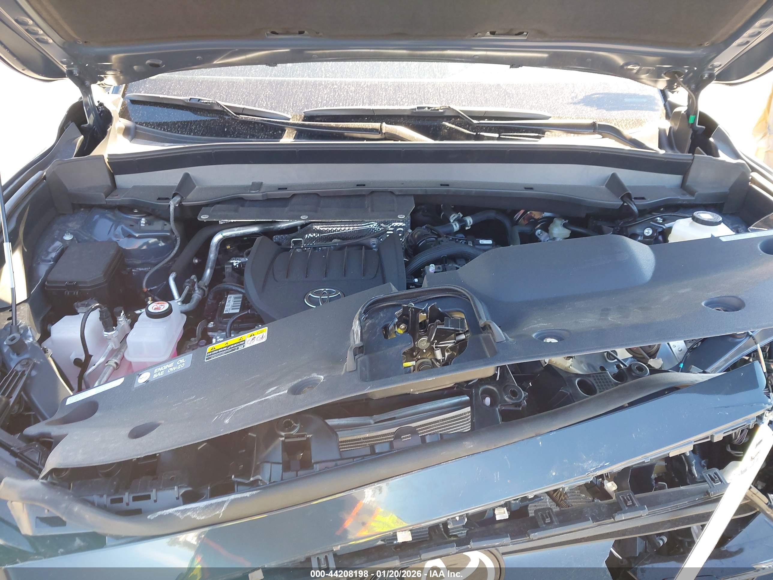 TOYOTA GRAND image 10