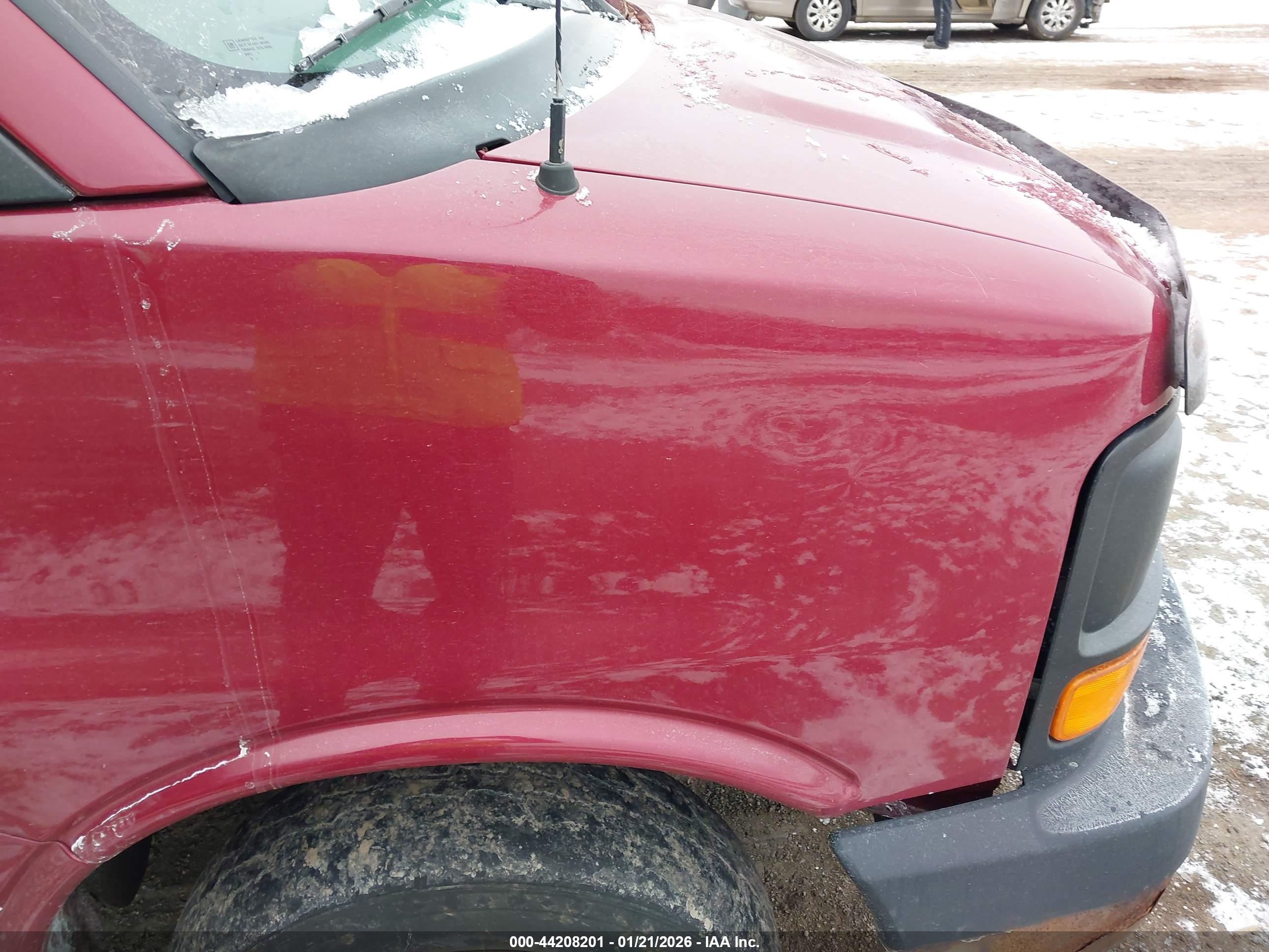 CHEVROLET EXPRESS image 6