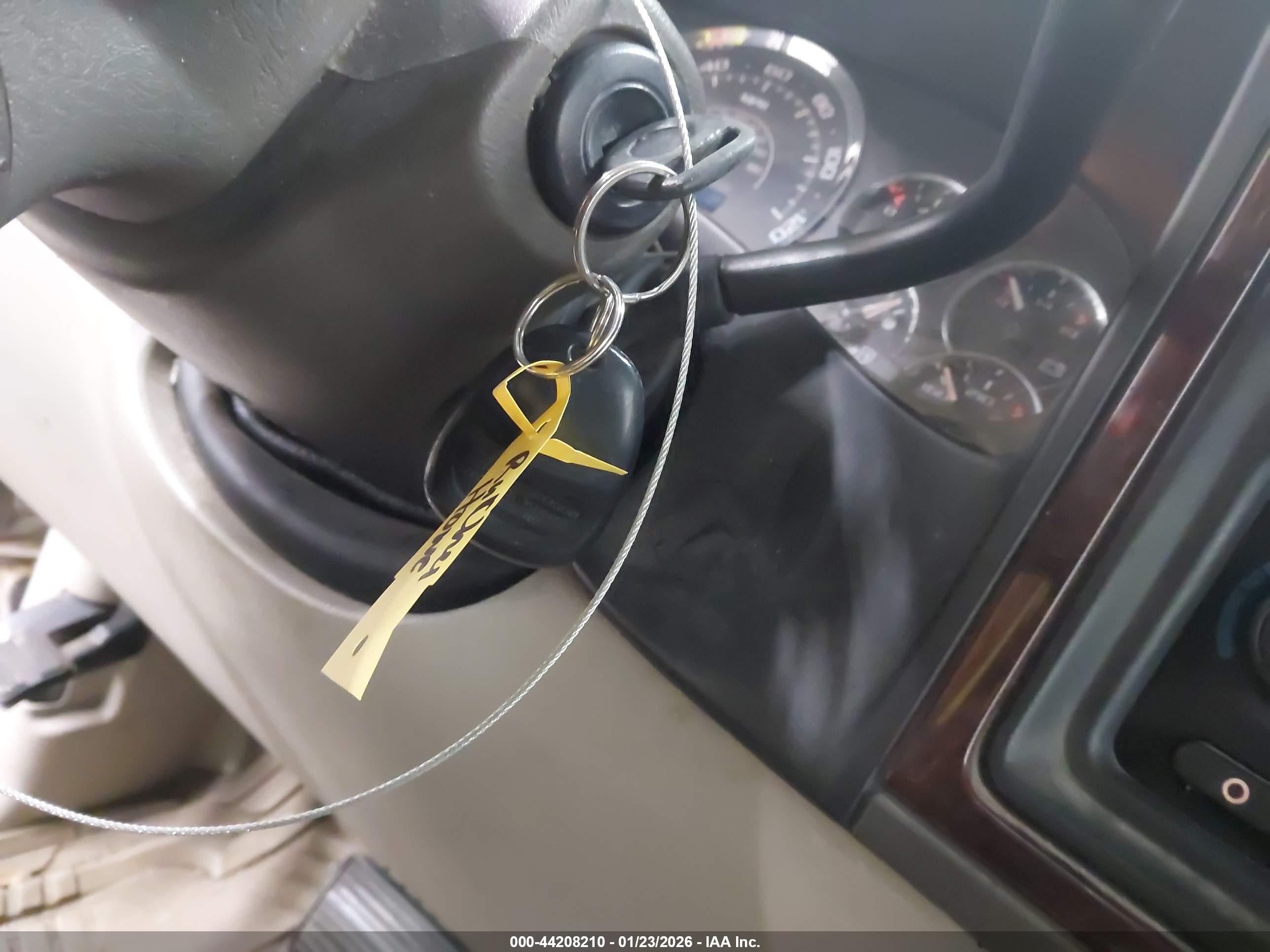 CADILLAC ESCALADE image 11