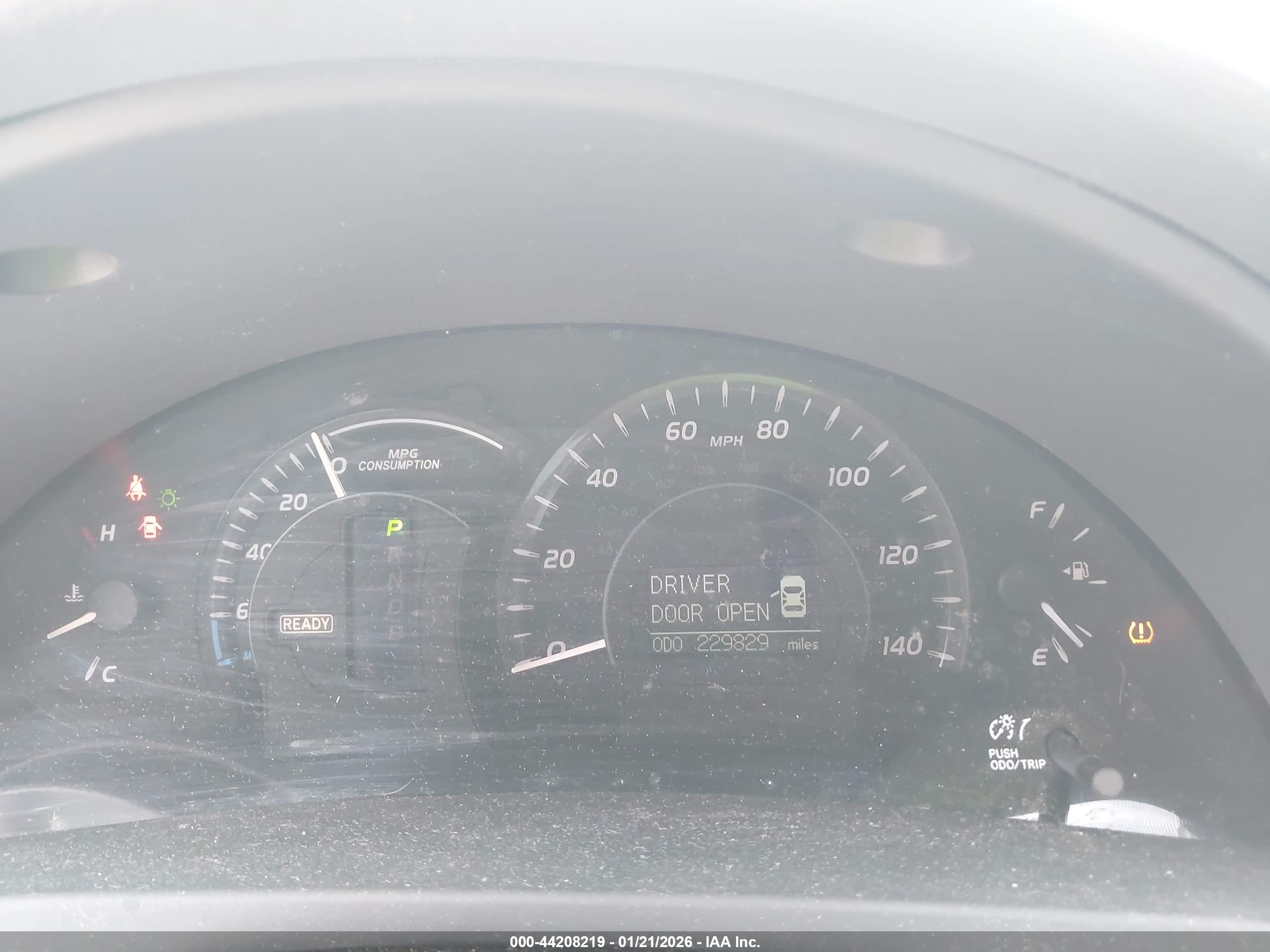 TOYOTA CAMRY image 7