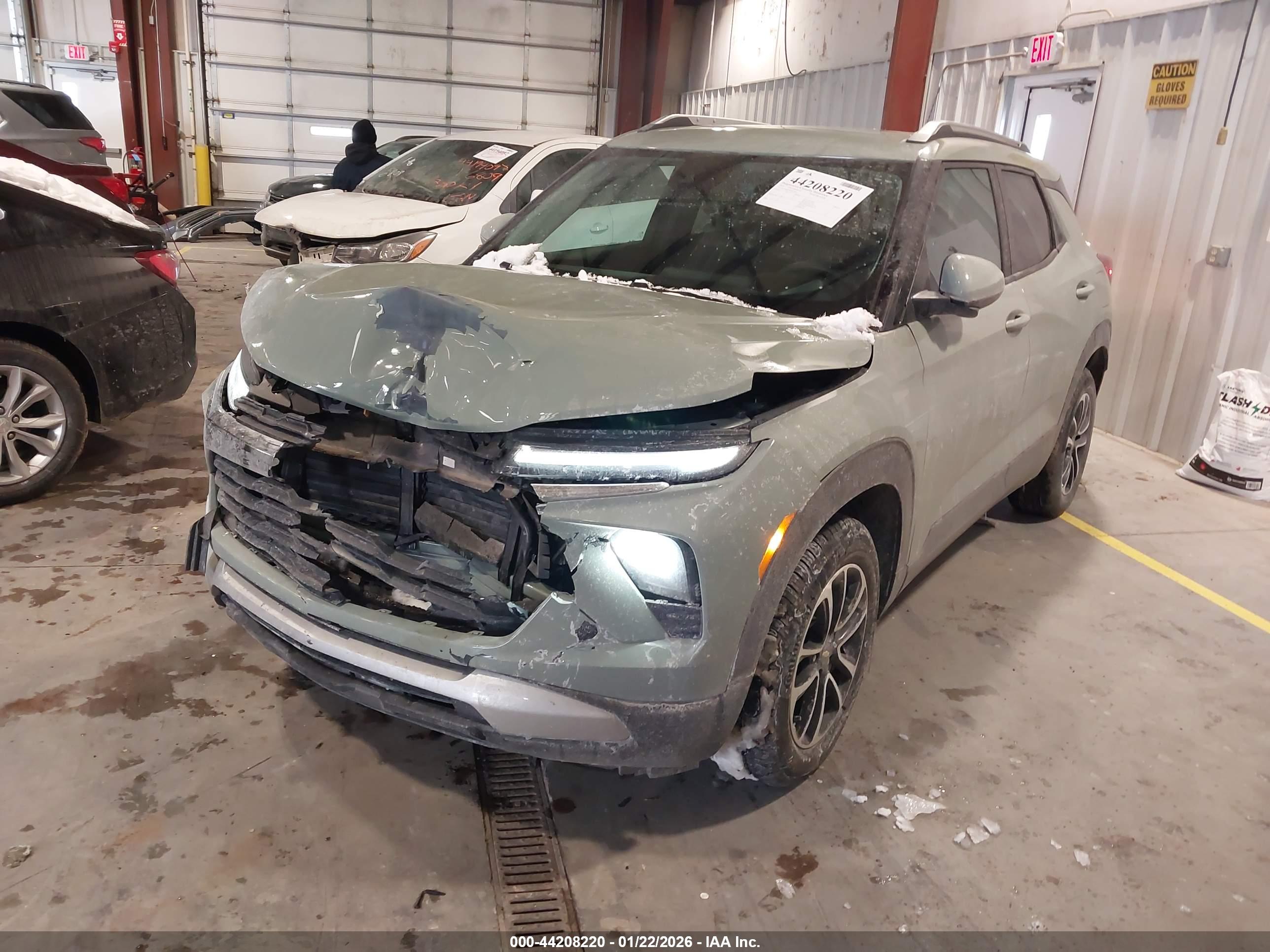CHEVROLET TRAILBLAZER image 2