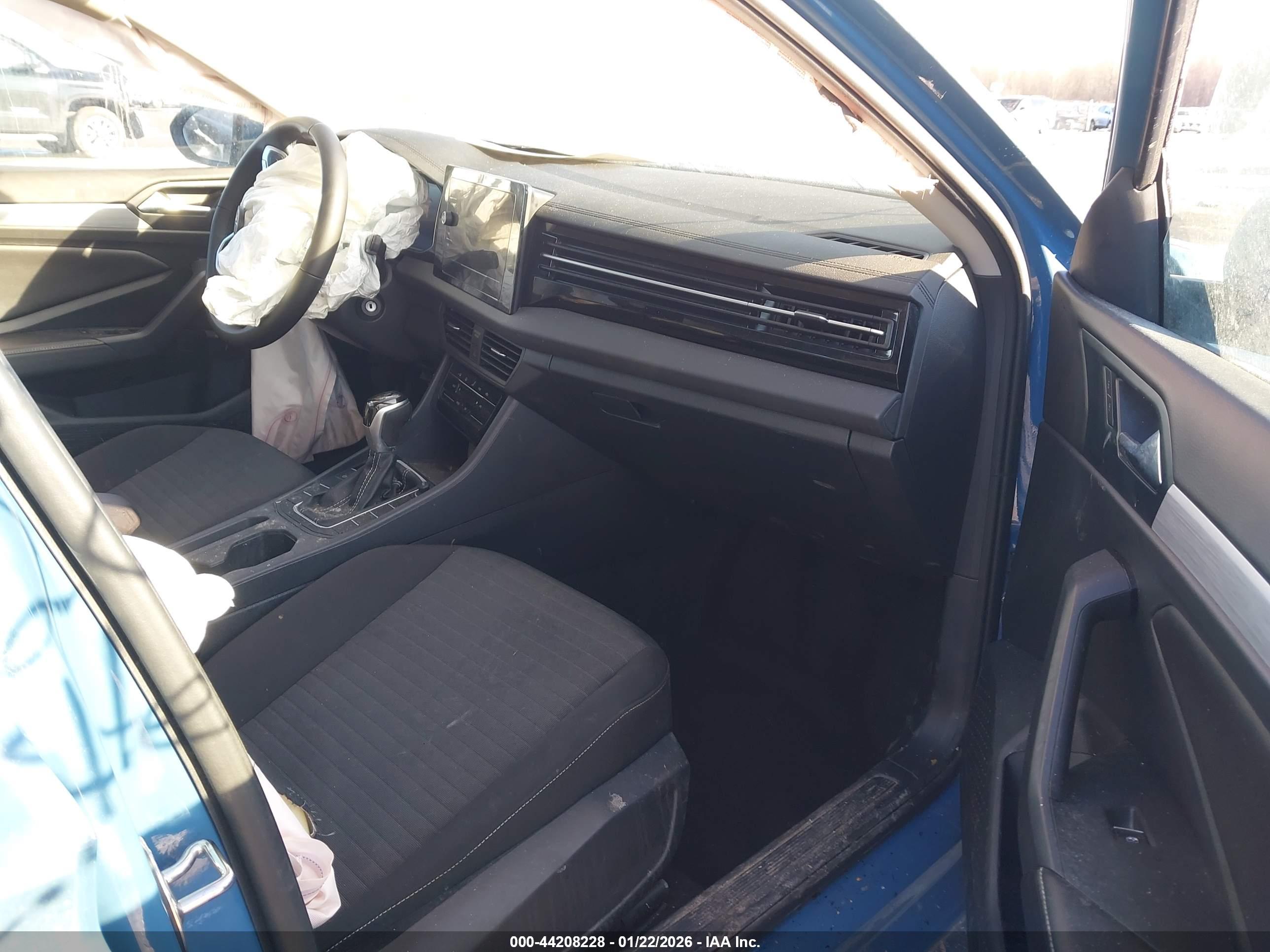 VOLKSWAGEN JETTA image 5