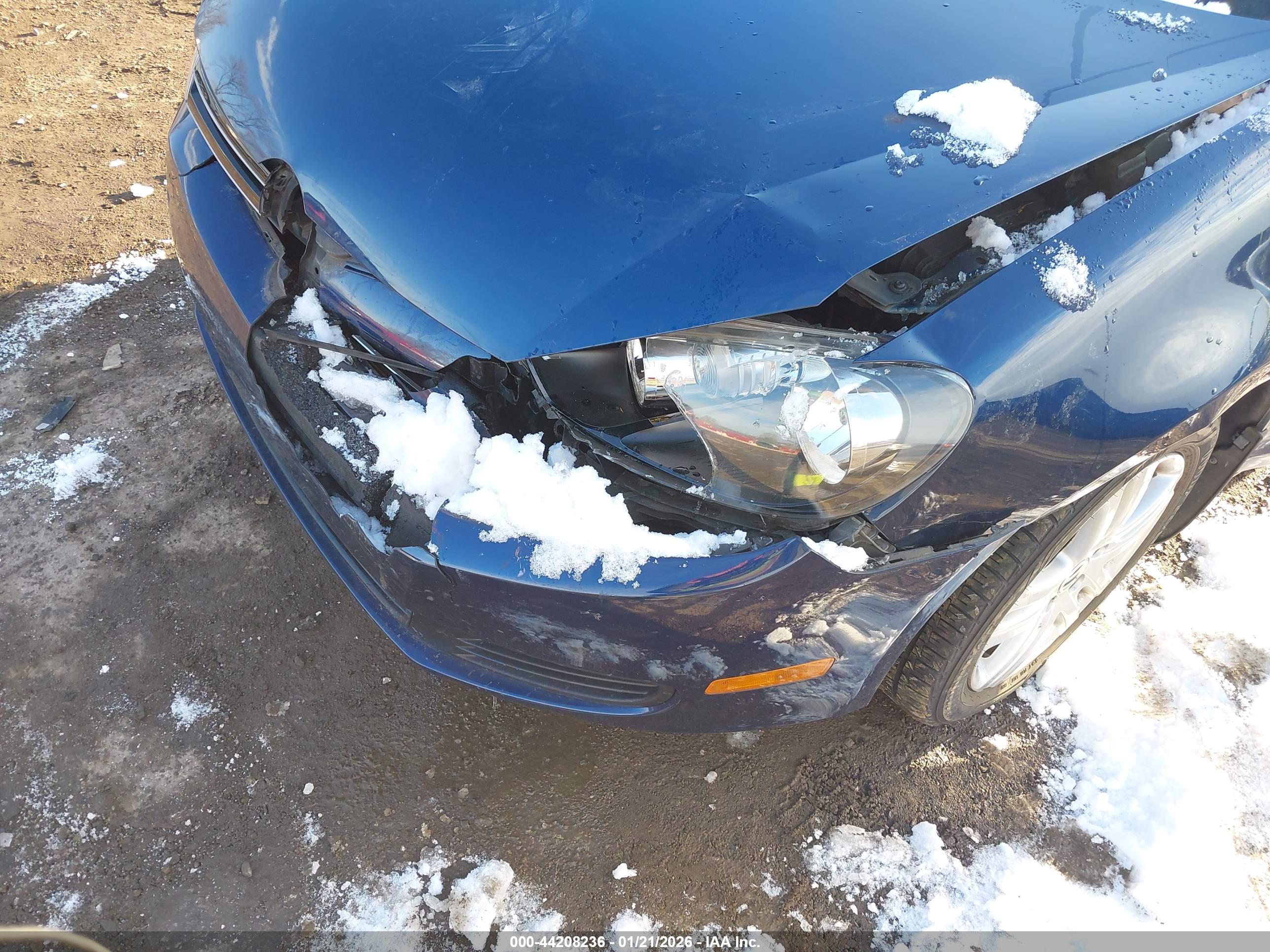 VOLKSWAGEN JETTA image 6