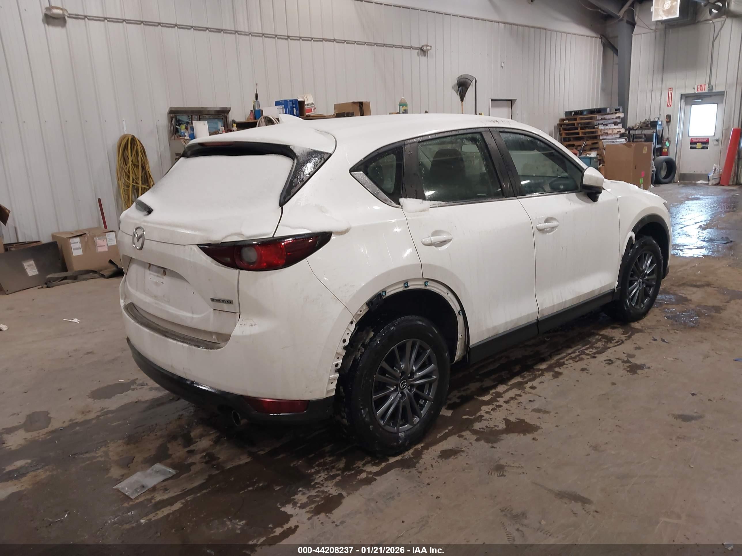 MAZDA CX-5 image 4