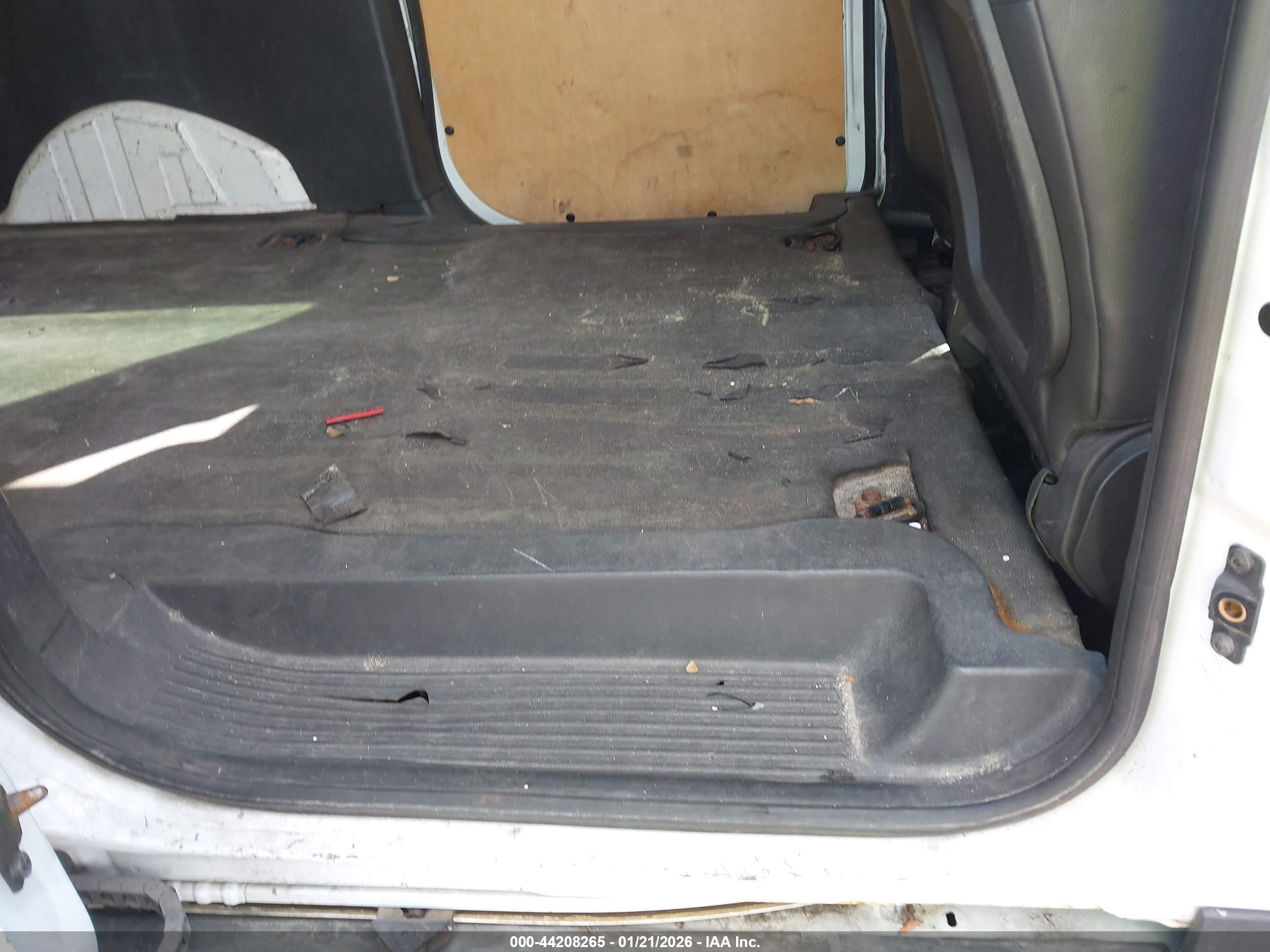 FORD TRANSIT image 8