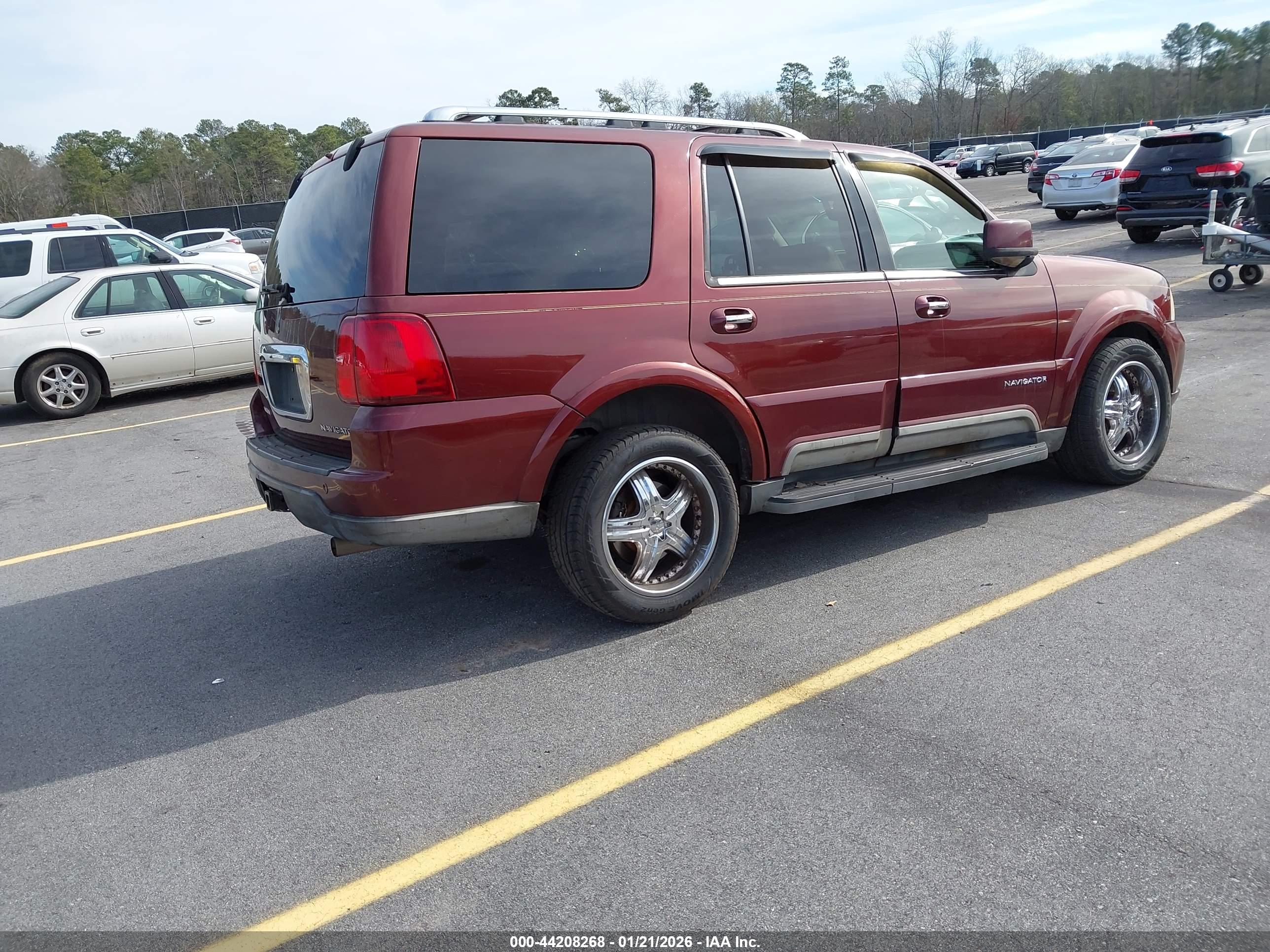 LINCOLN NAVIGATOR image 4