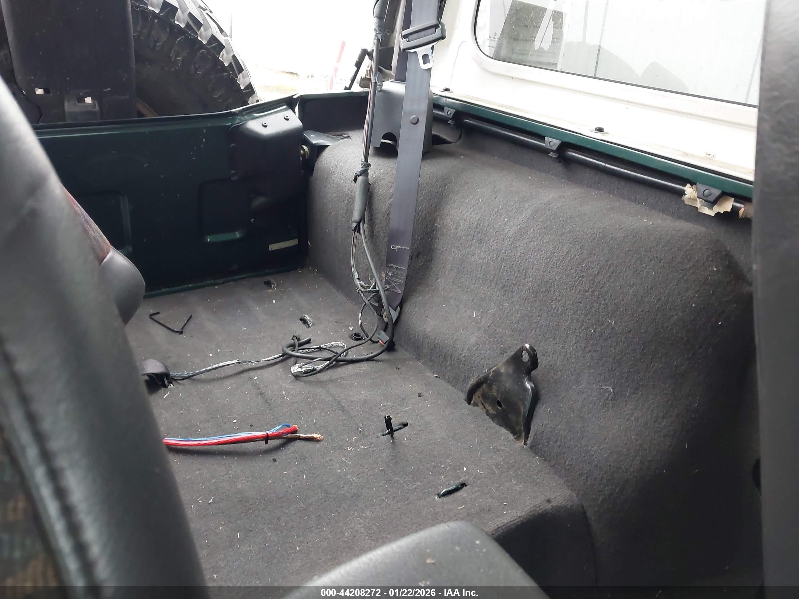 JEEP WRANGLER image 8