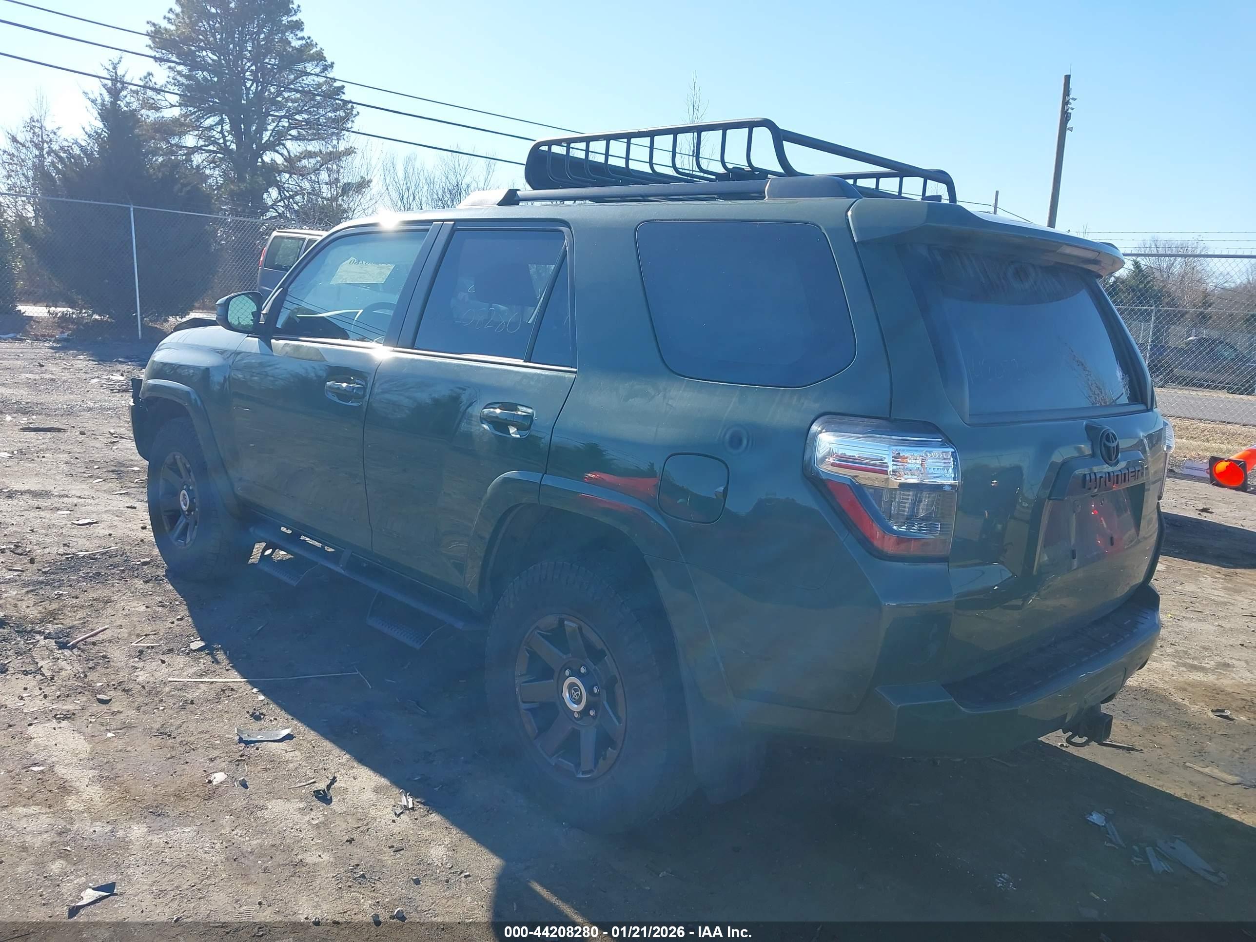 TOYOTA 4RUNNER image 3