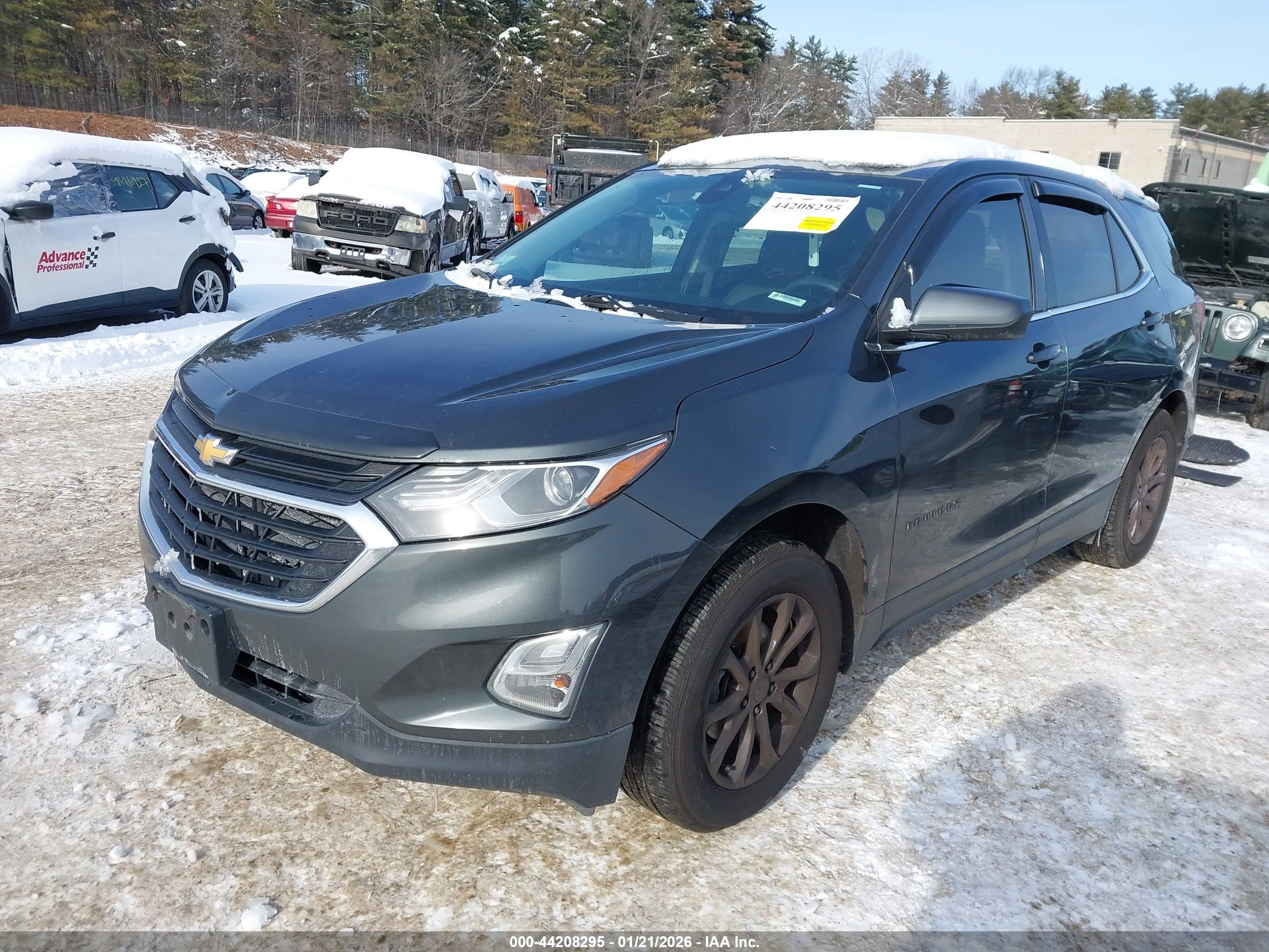 CHEVROLET EQUINOX image 2