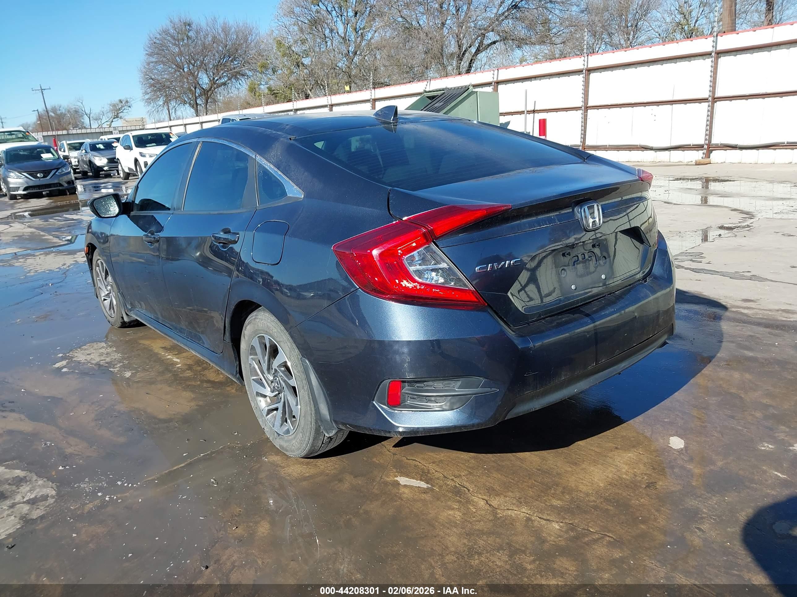 HONDA CIVIC image 3
