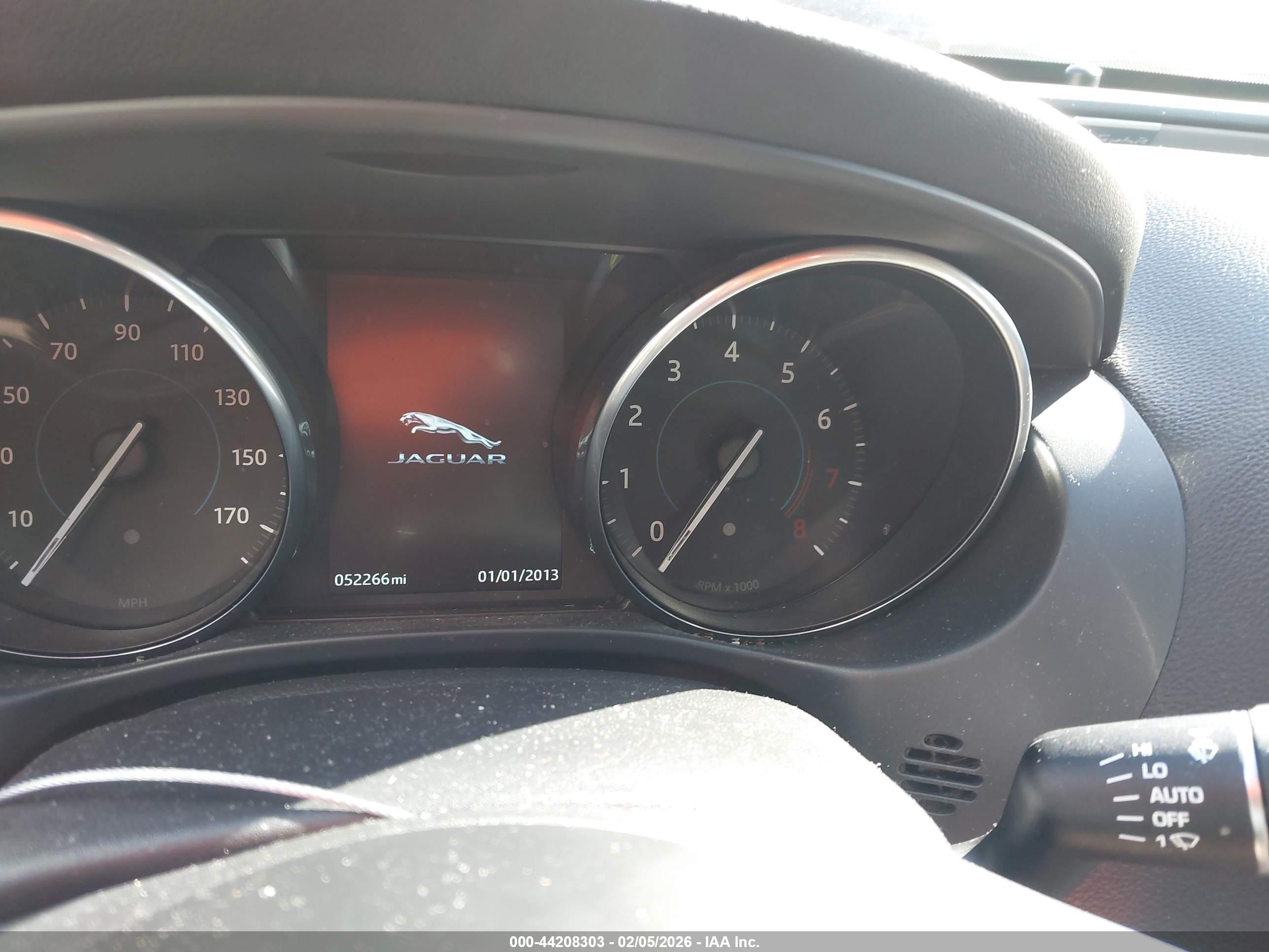 JAGUAR XE image 7