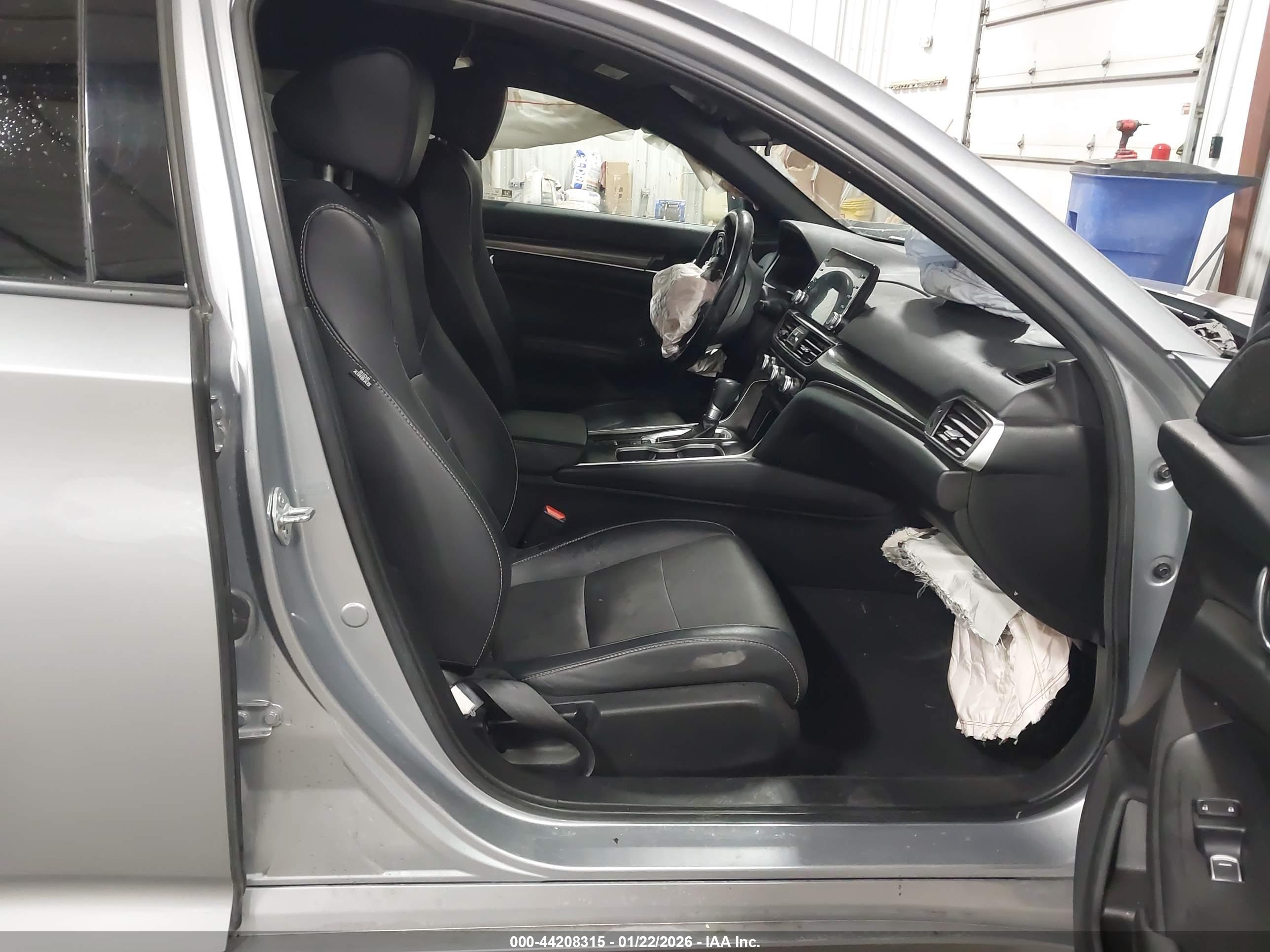 HONDA ACCORD image 5