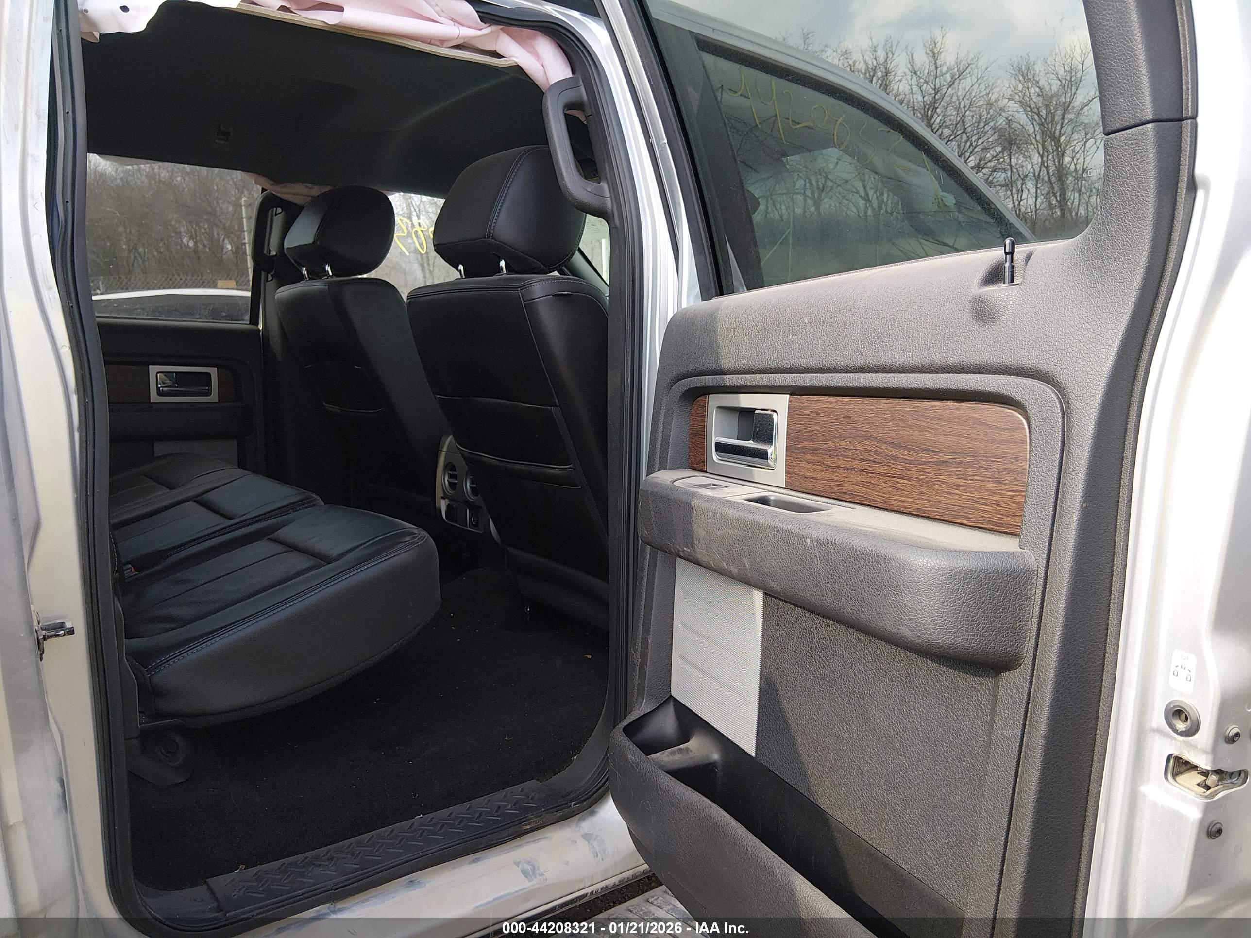 FORD F-150 image 8