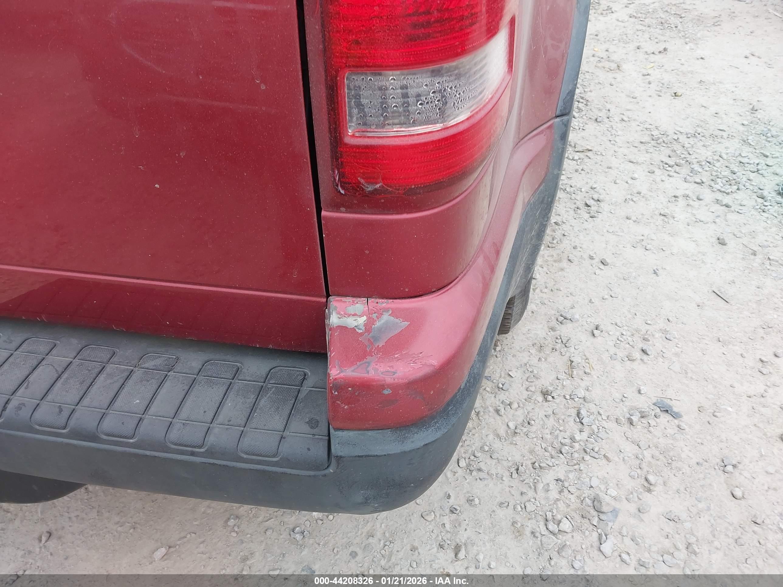 FORD EXPLORER image 6