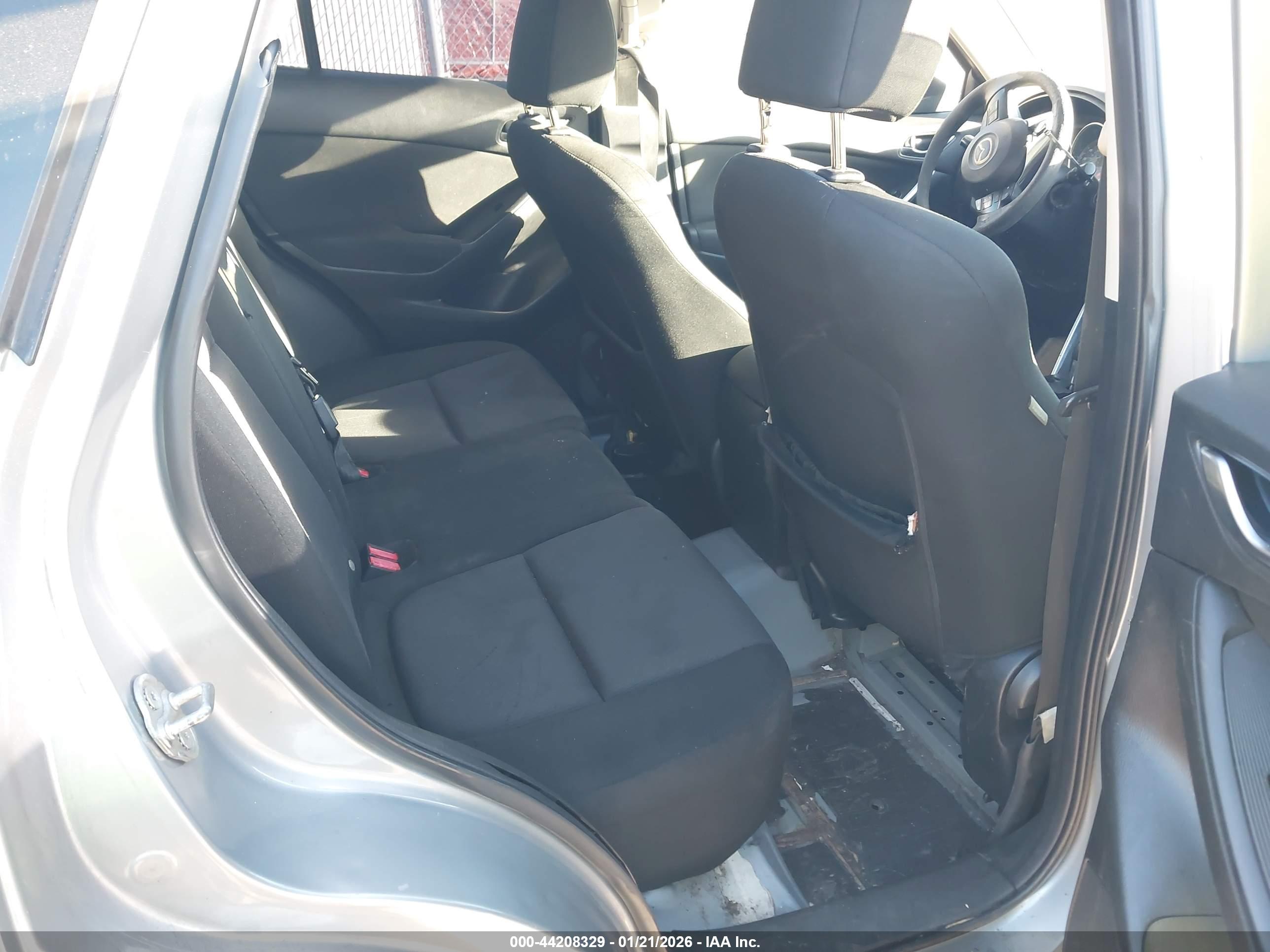 MAZDA CX-5 image 8