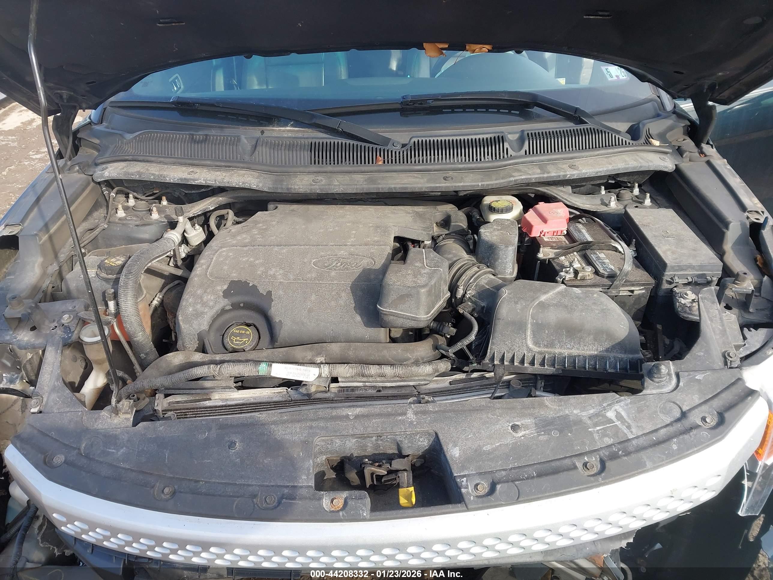 FORD EXPLORER image 10