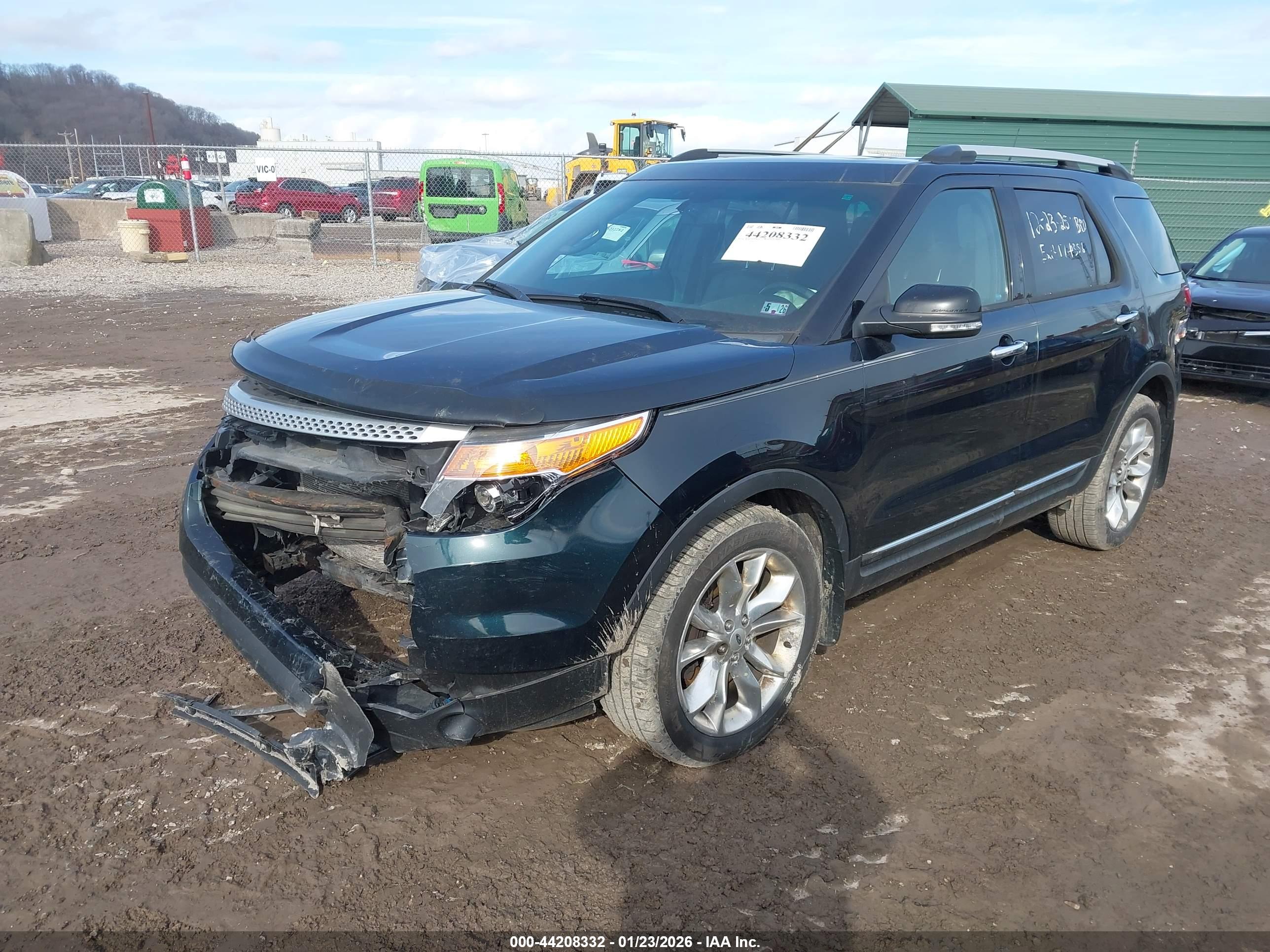 FORD EXPLORER image 2
