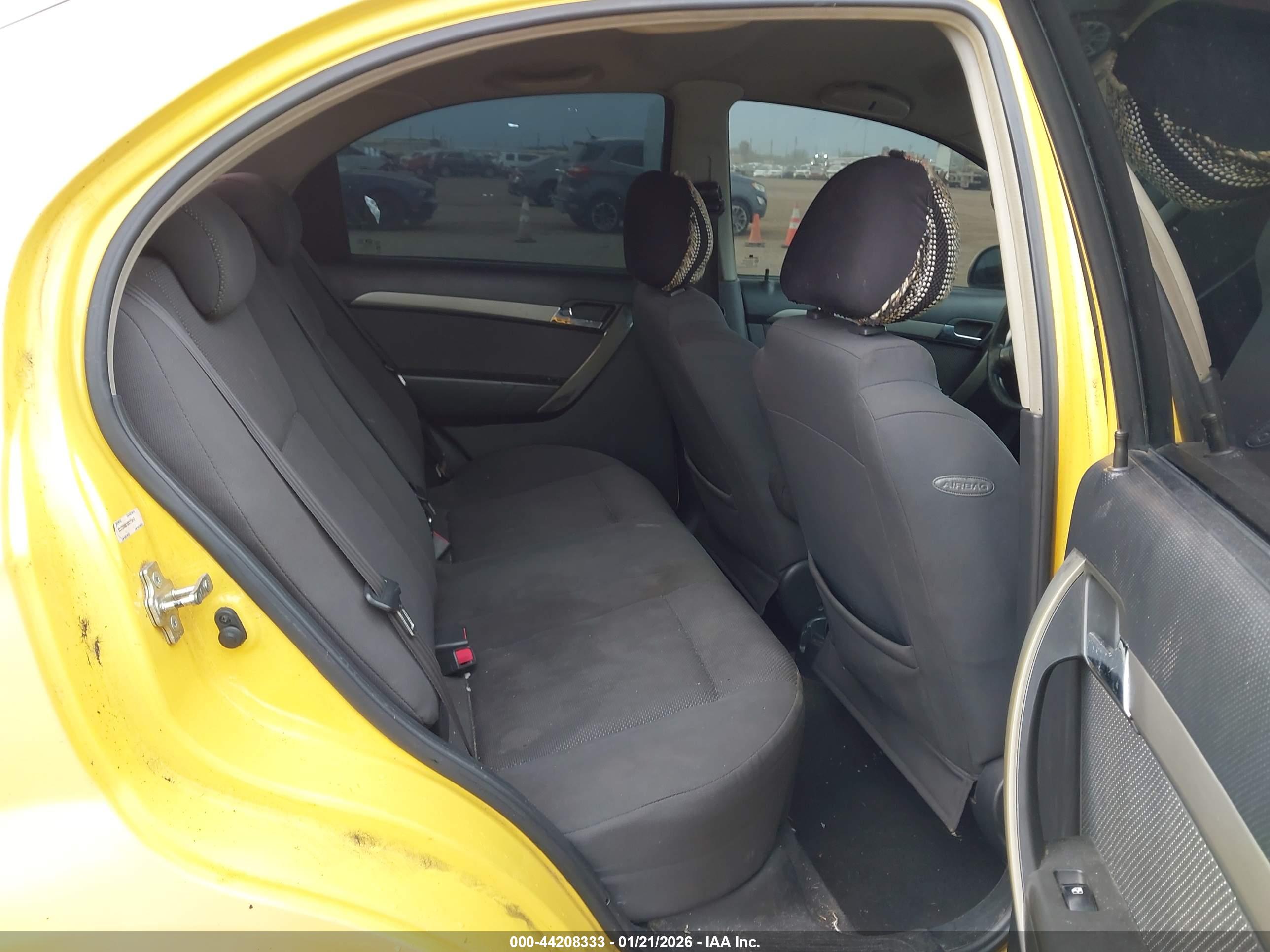 CHEVROLET AVEO image 8