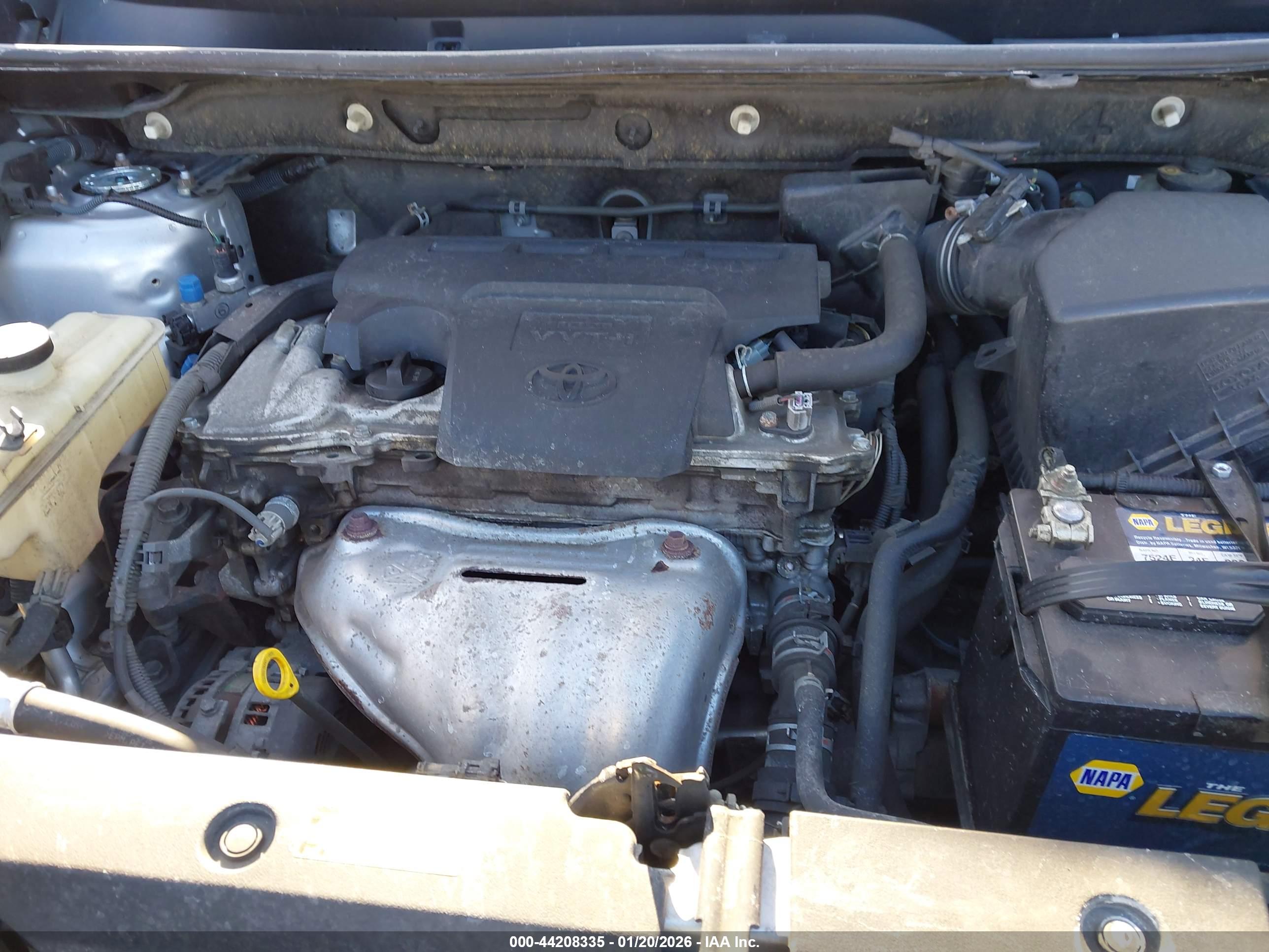 TOYOTA RAV4 image 10