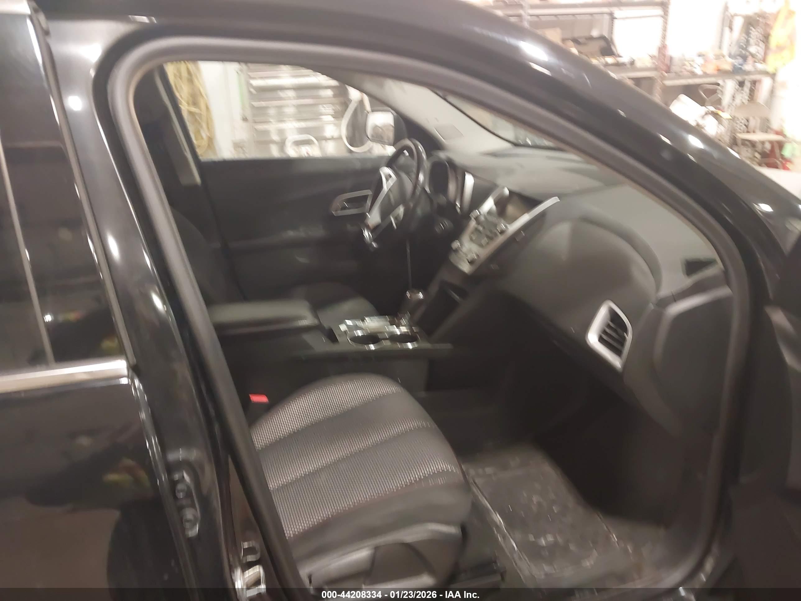 CHEVROLET EQUINOX image 5