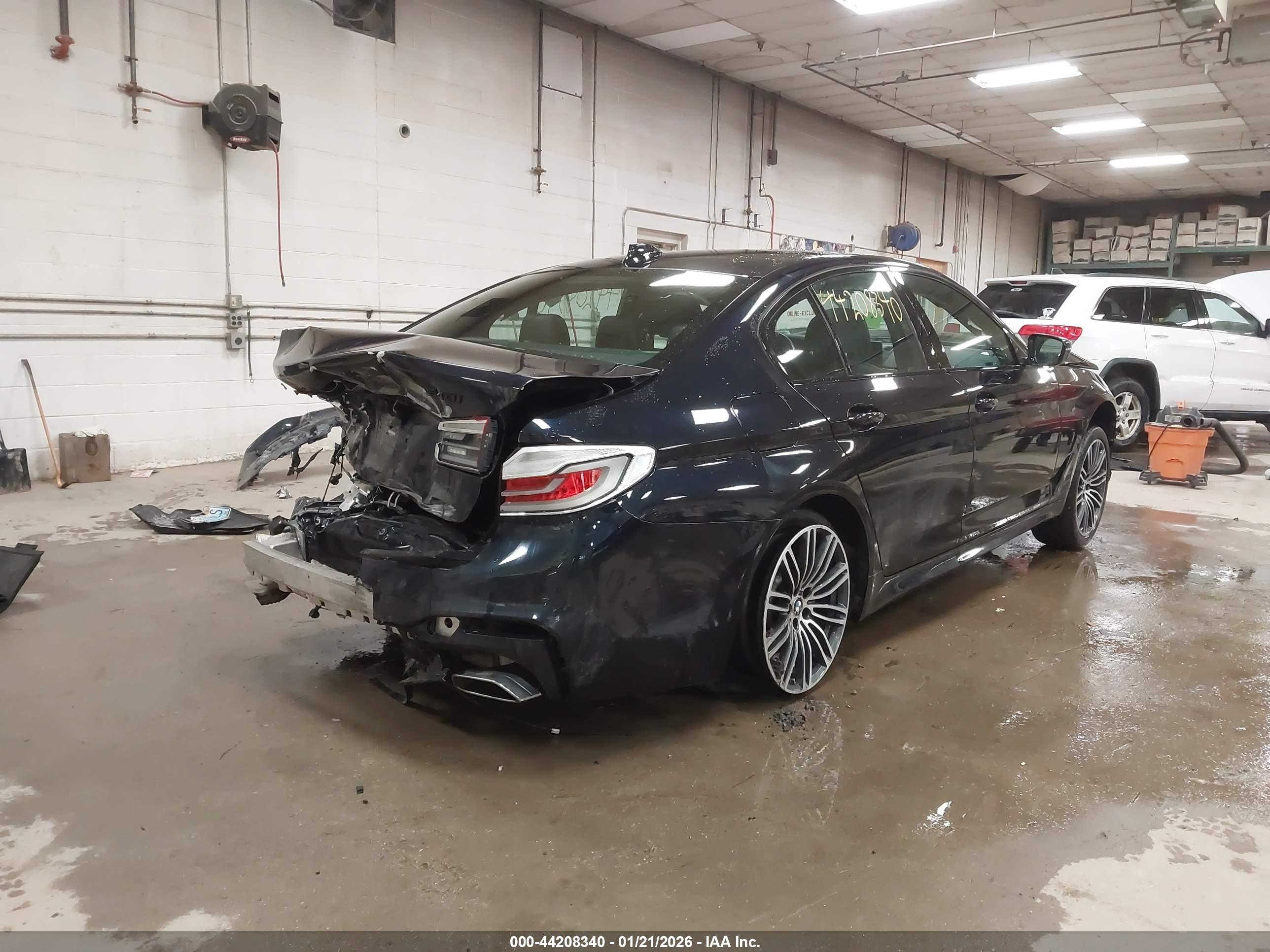 BMW 540I image 4