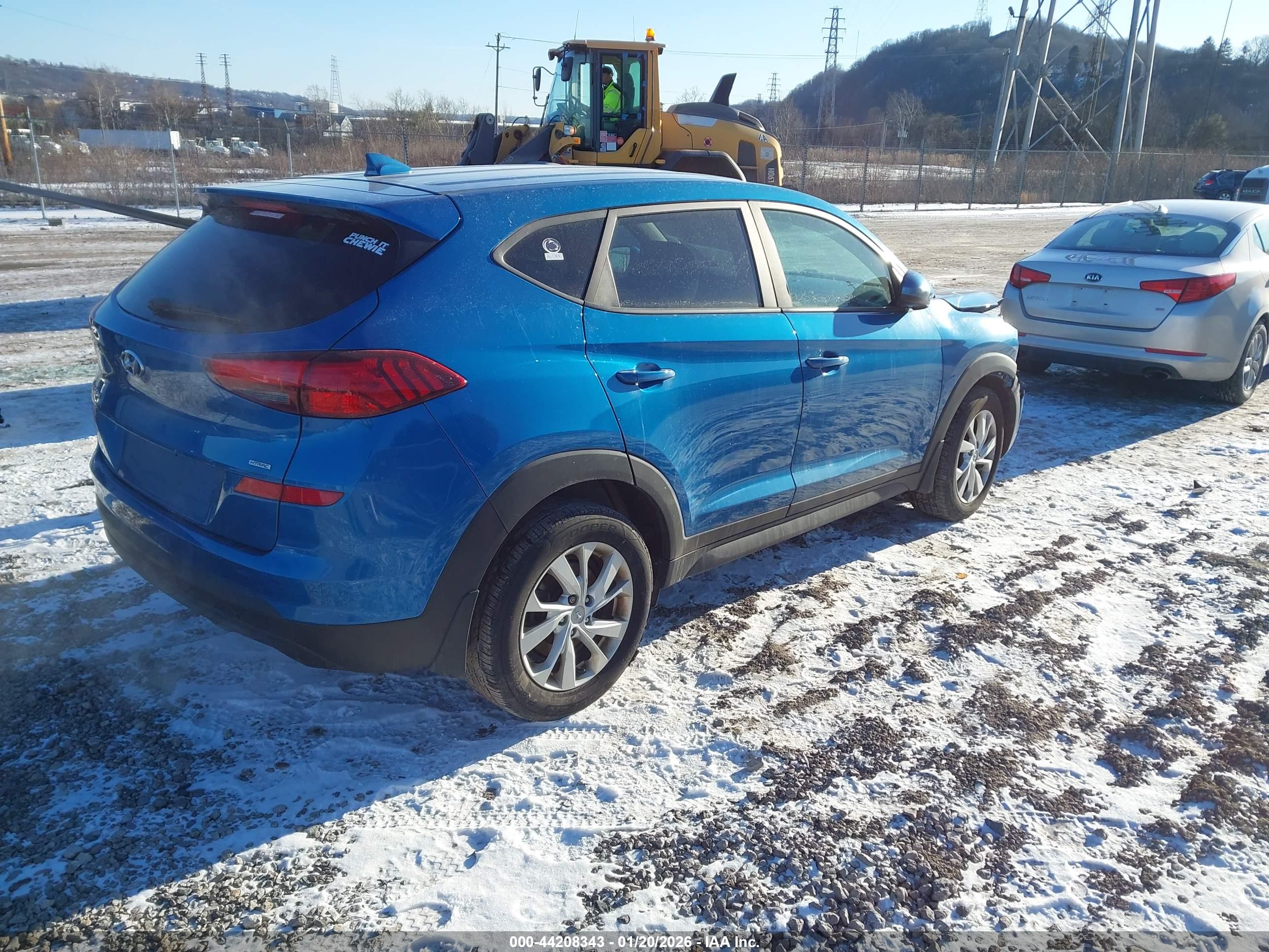 HYUNDAI TUCSON image 4