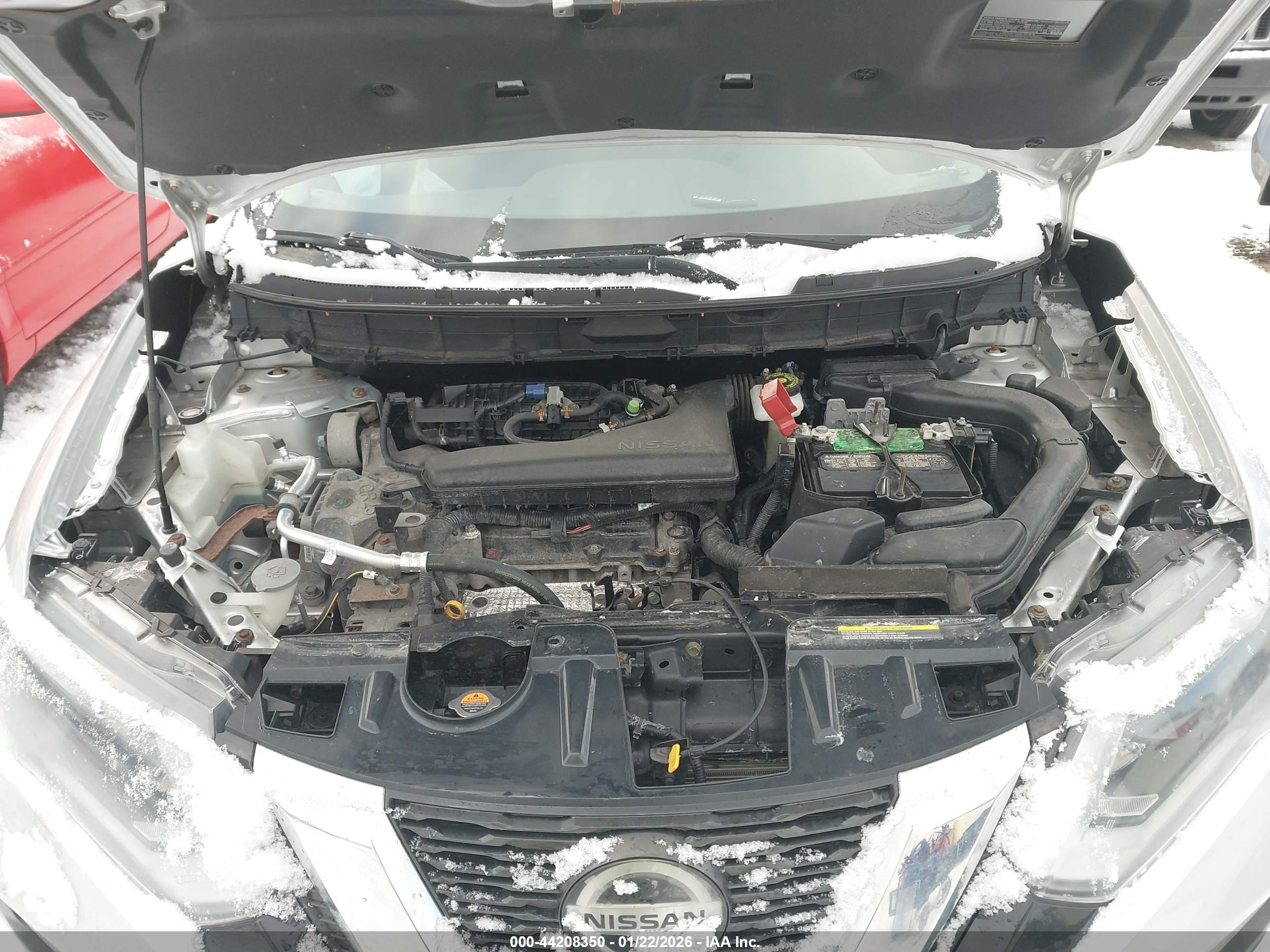 NISSAN ROGUE image 10