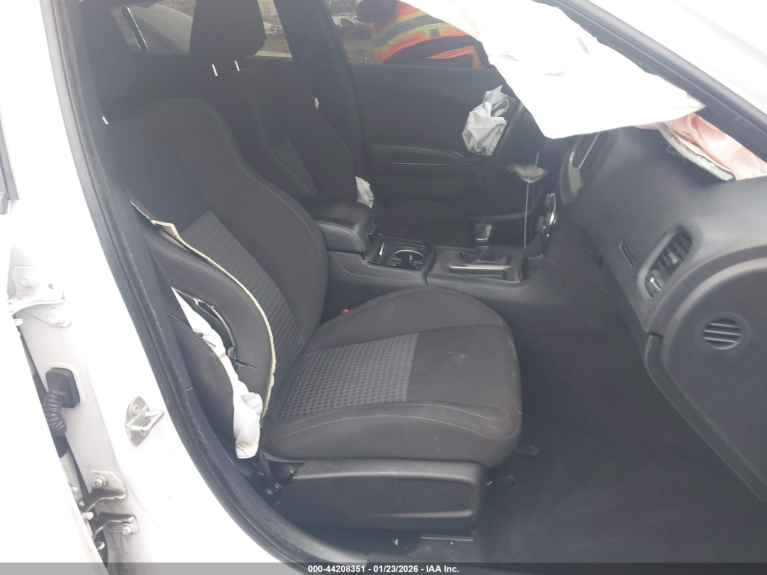 DODGE CHARGER image 5