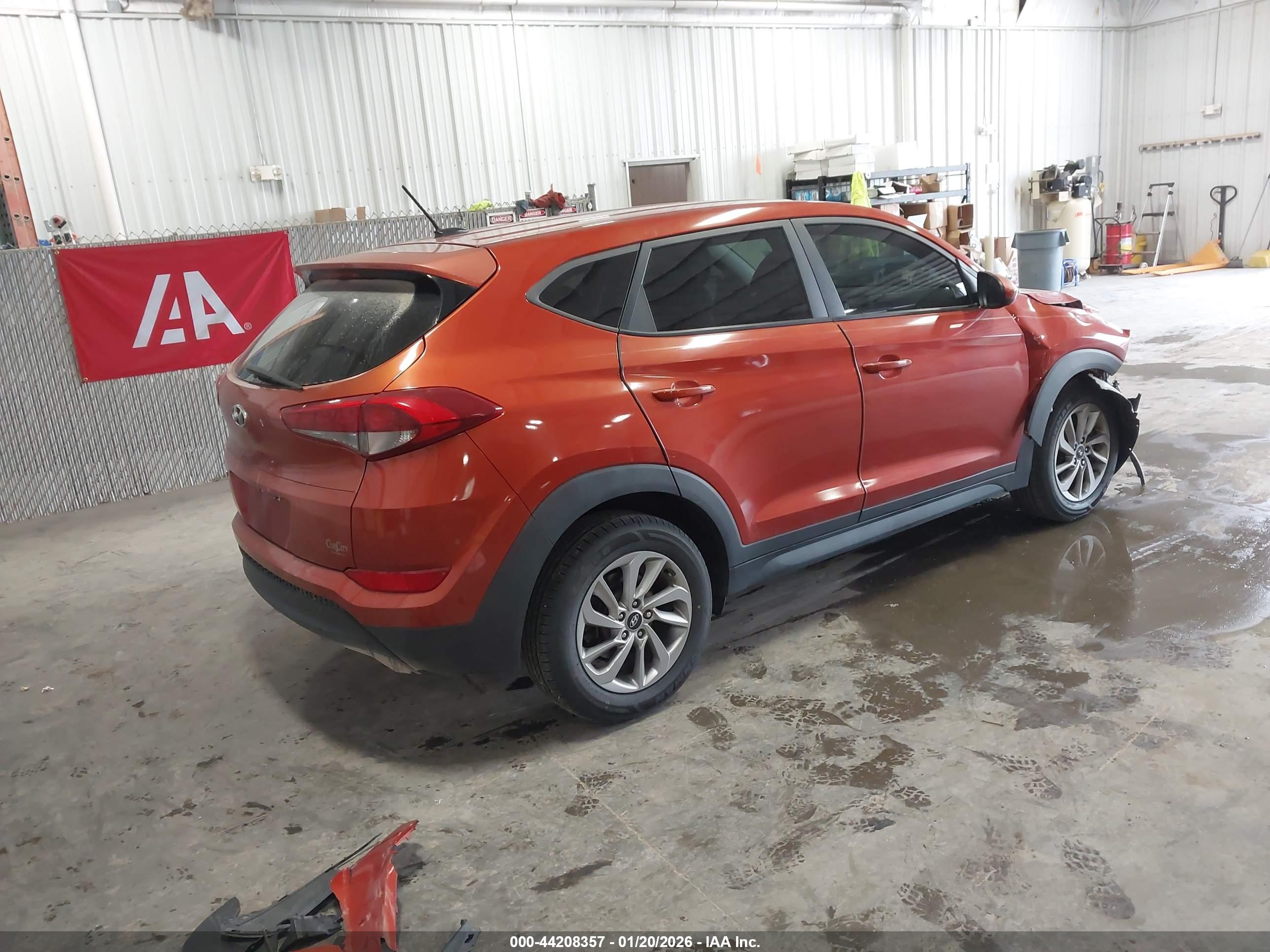 HYUNDAI TUCSON image 4