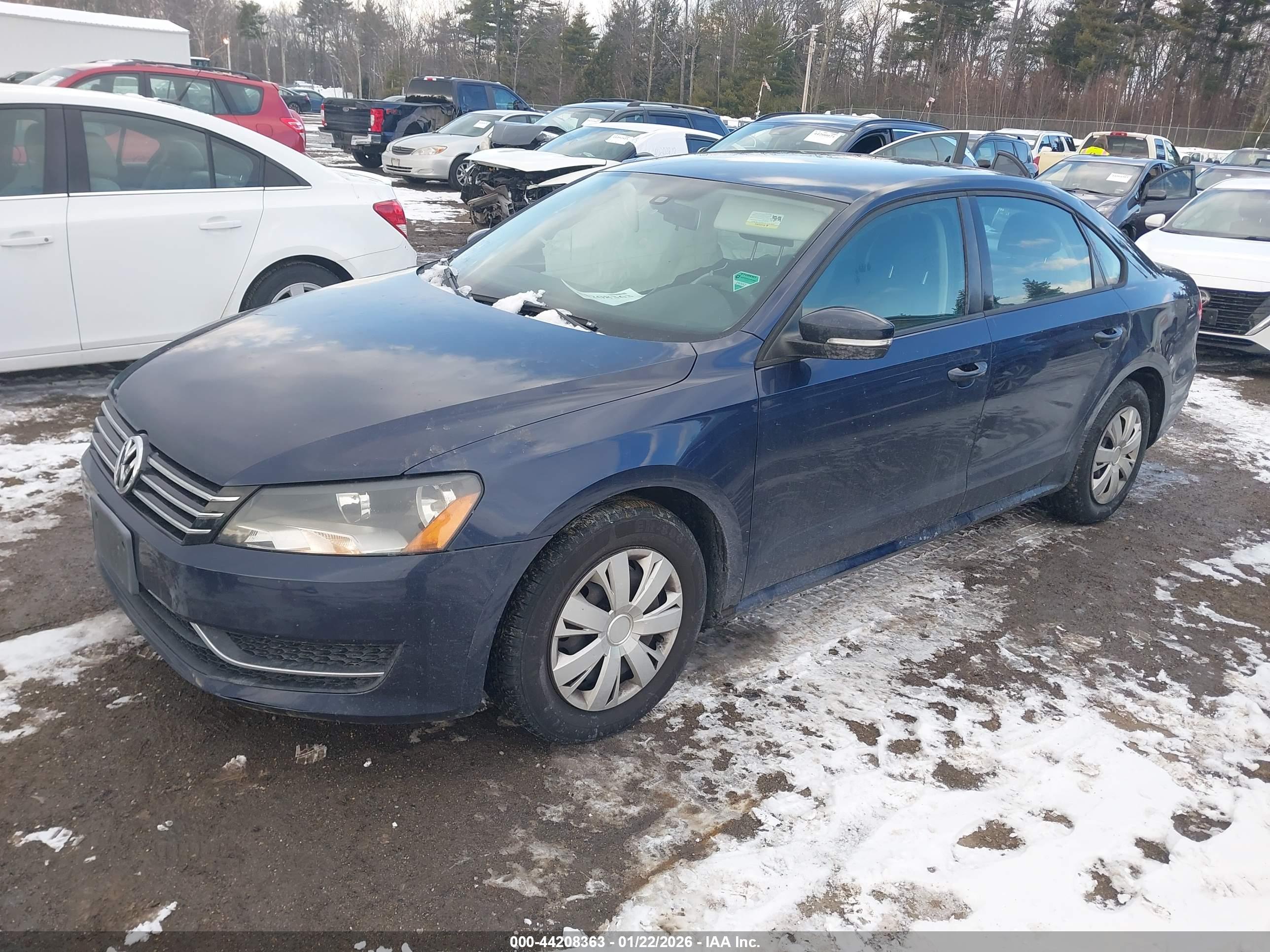 VOLKSWAGEN PASSAT image 2
