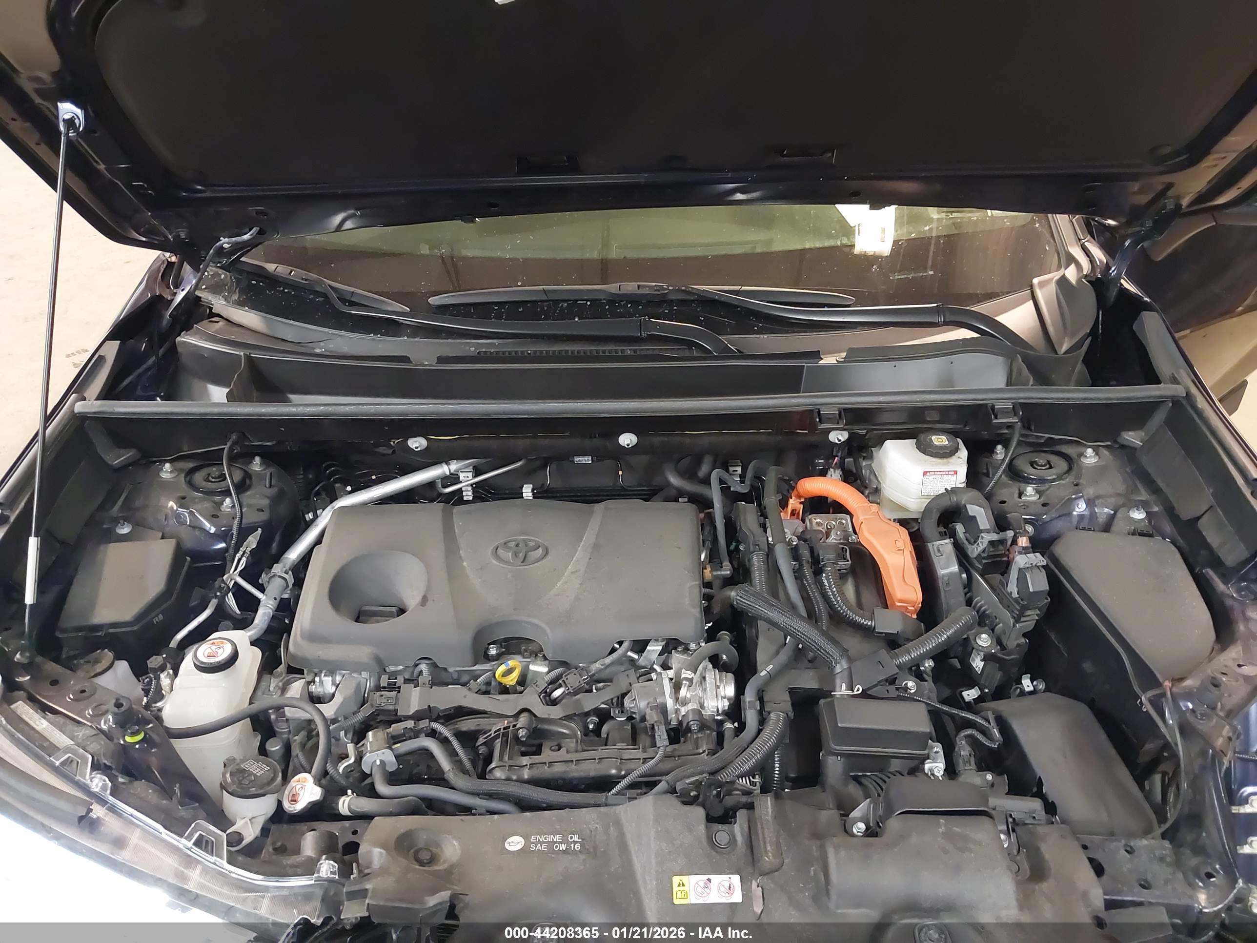 TOYOTA RAV4 image 10