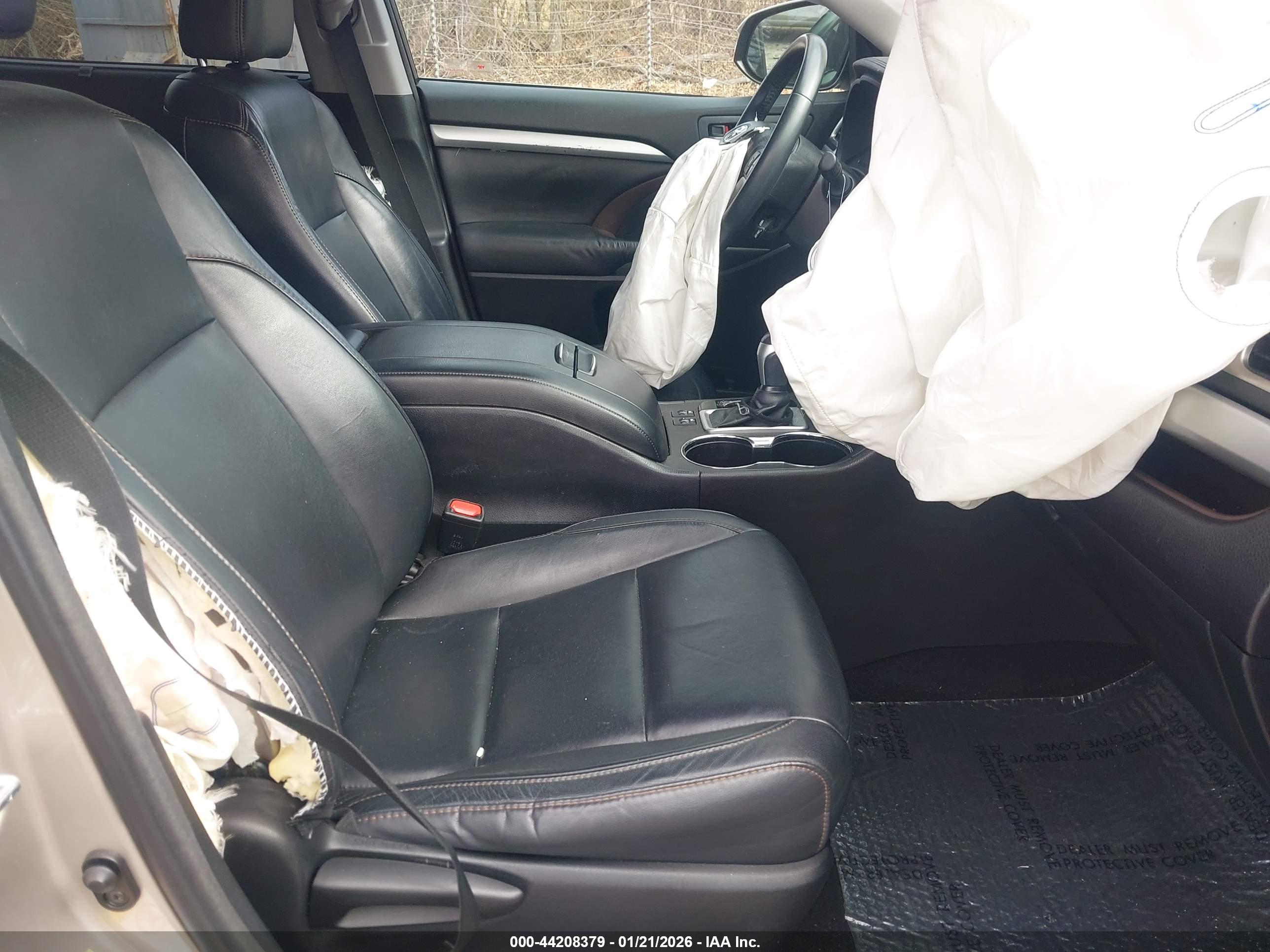 TOYOTA HIGHLANDER image 5