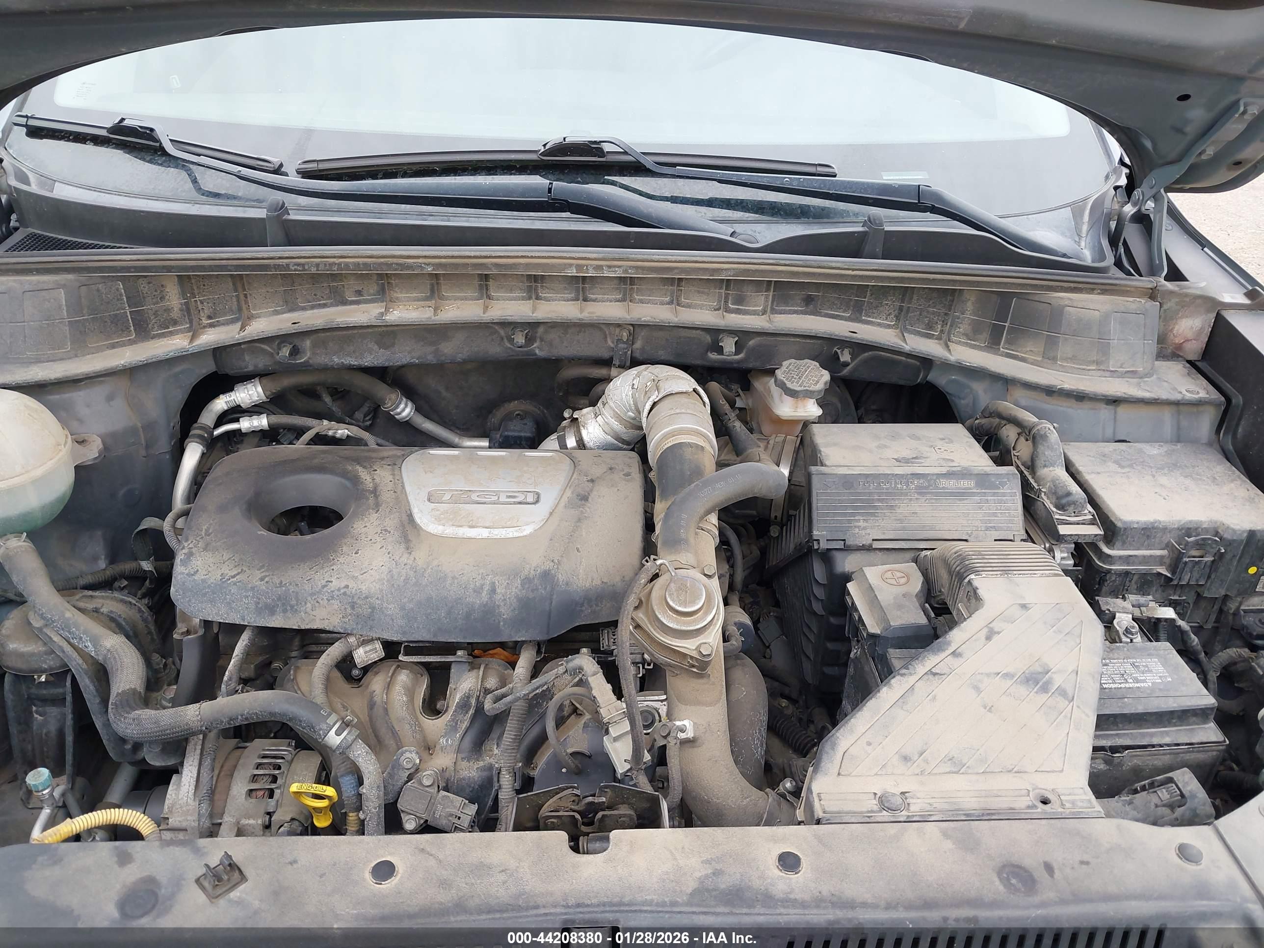 HYUNDAI TUCSON image 10