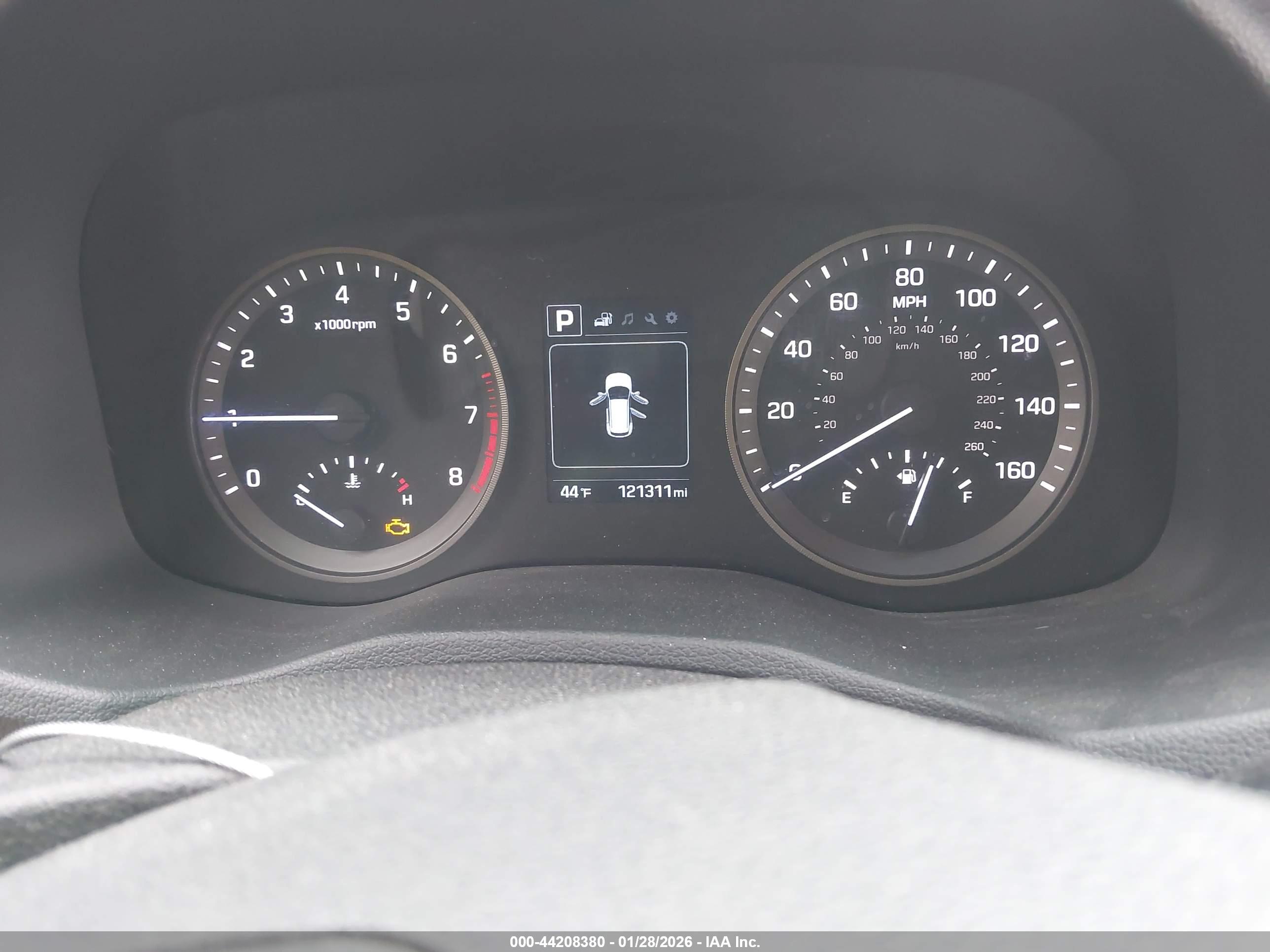 HYUNDAI TUCSON image 7
