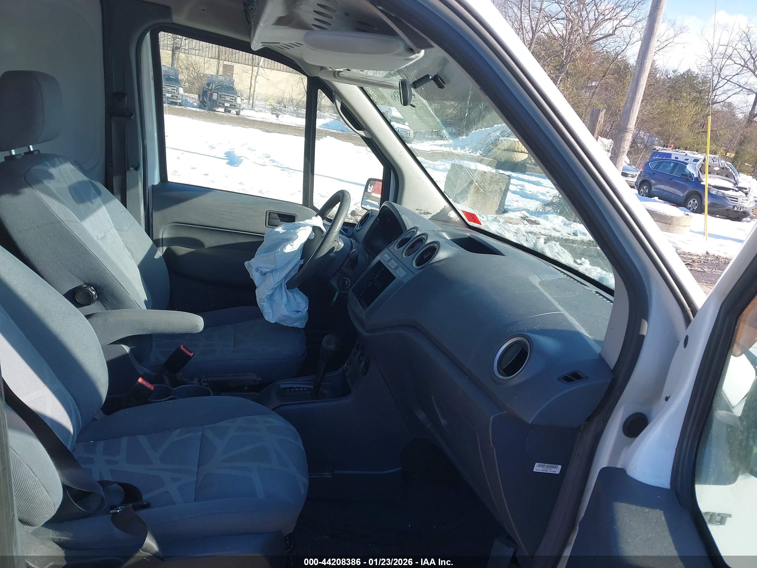 FORD TRANSIT image 5