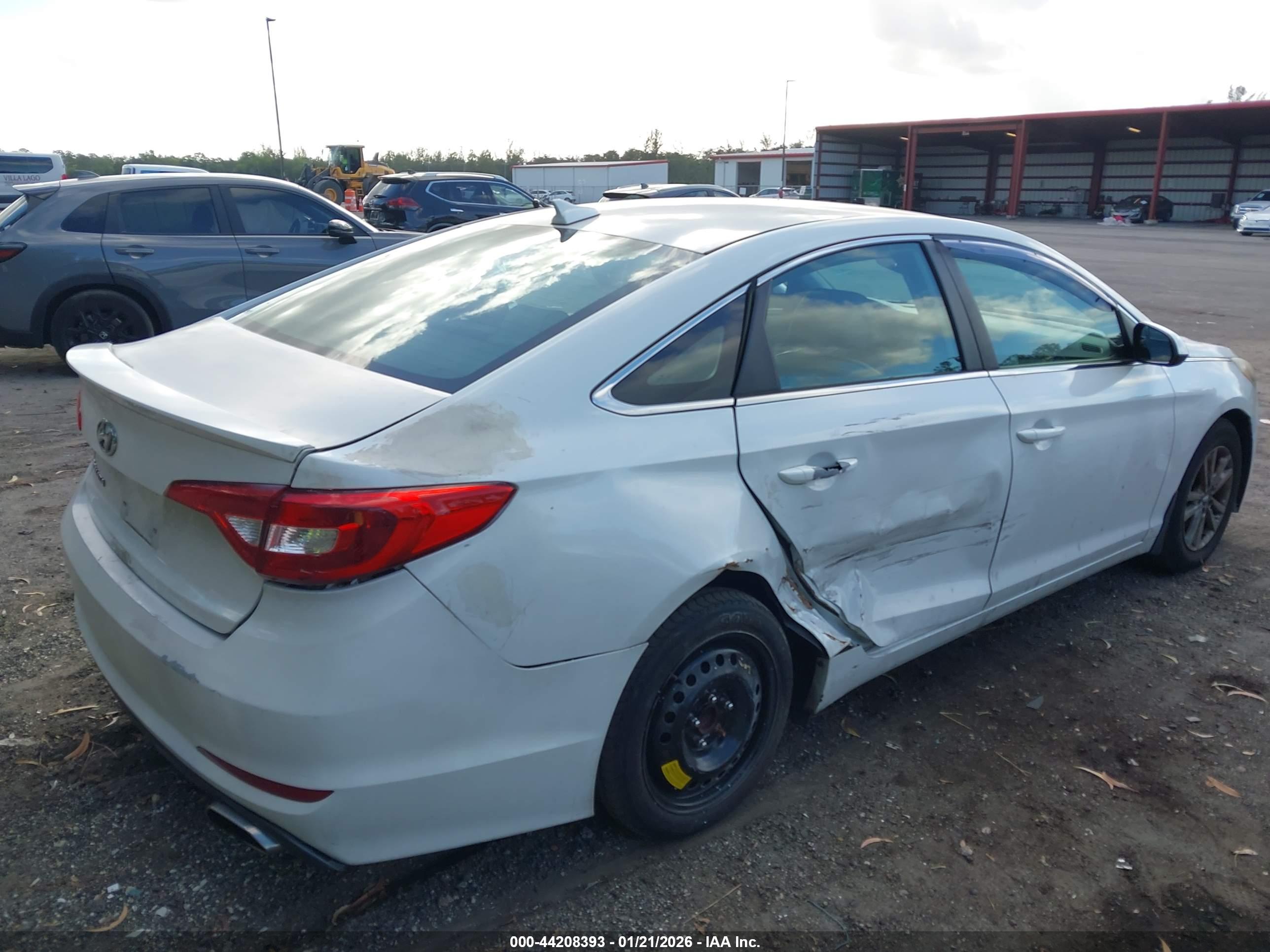 HYUNDAI SONATA image 6