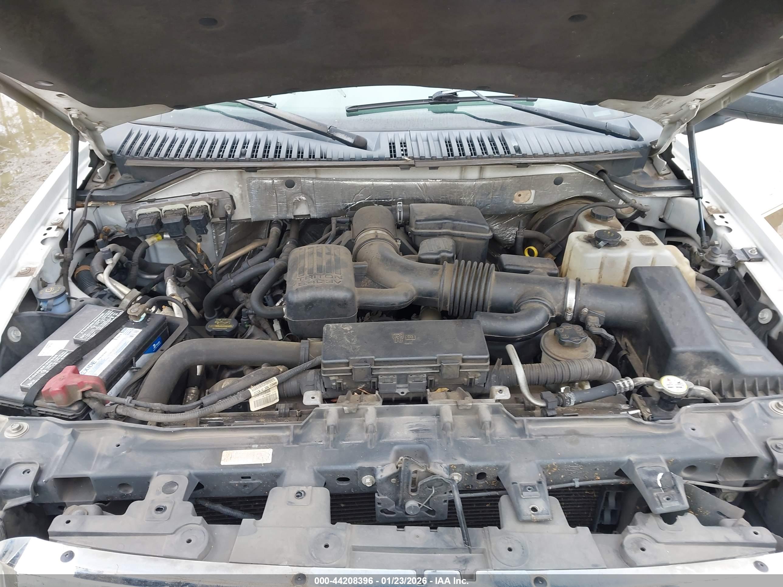 FORD EXPEDITION image 10