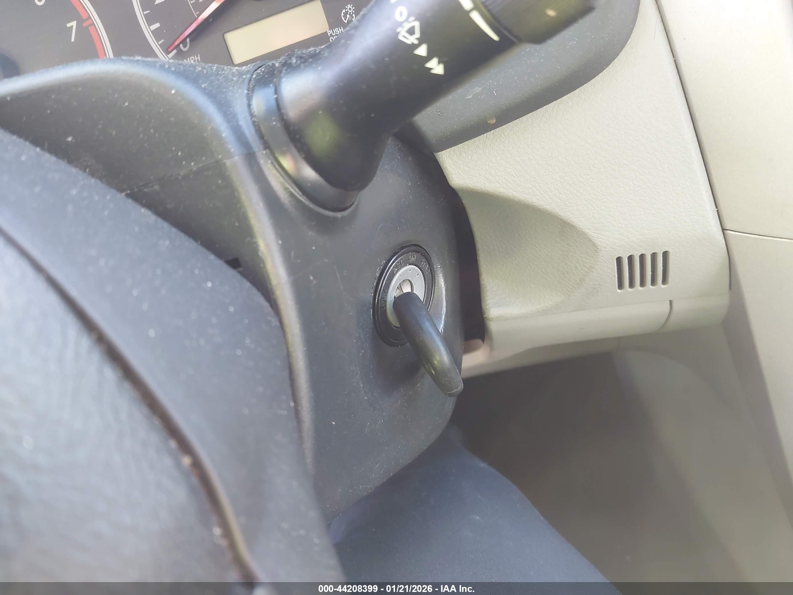TOYOTA COROLLA image 11