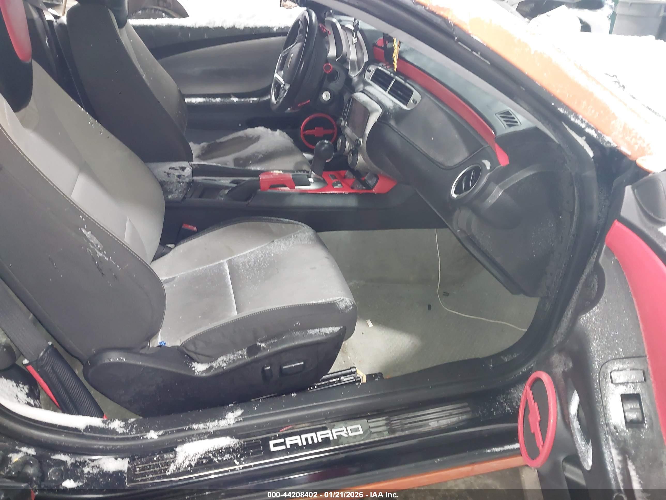 CHEVROLET CAMARO image 5